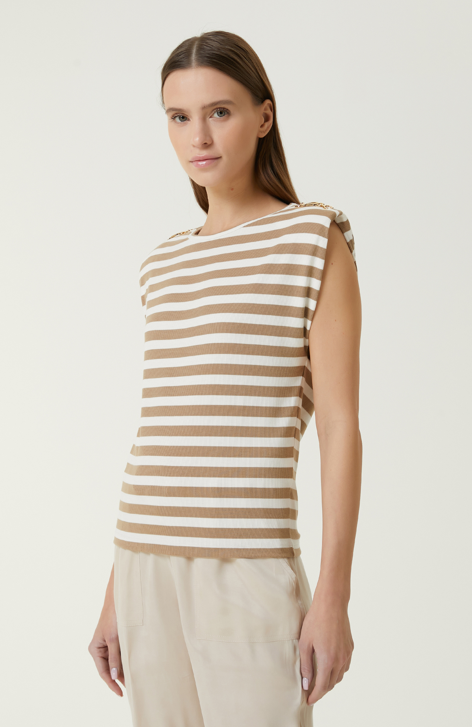 Beyaz Bej Çizgili T-shirt