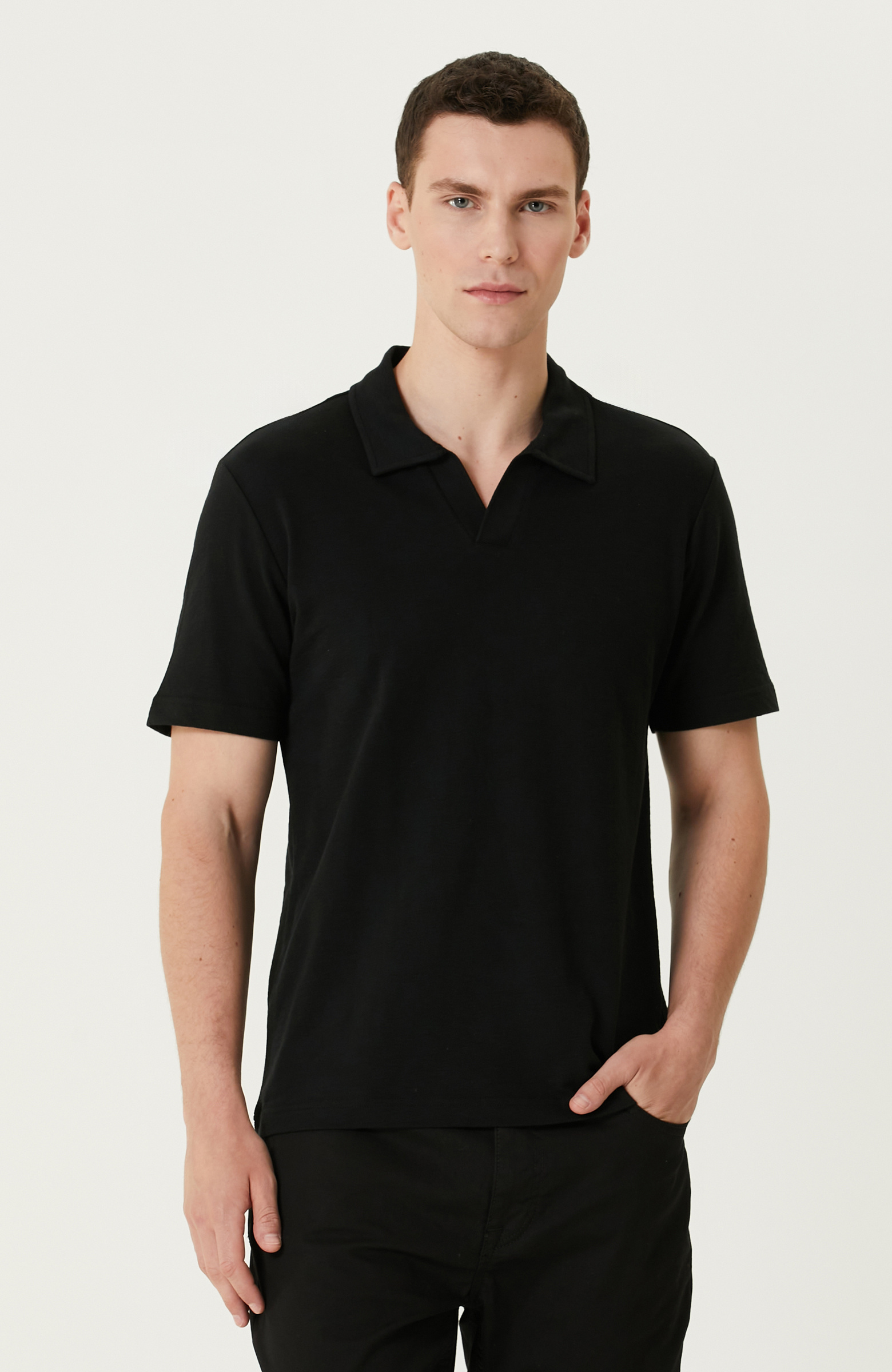 Siyah Polo Yaka T-shirt