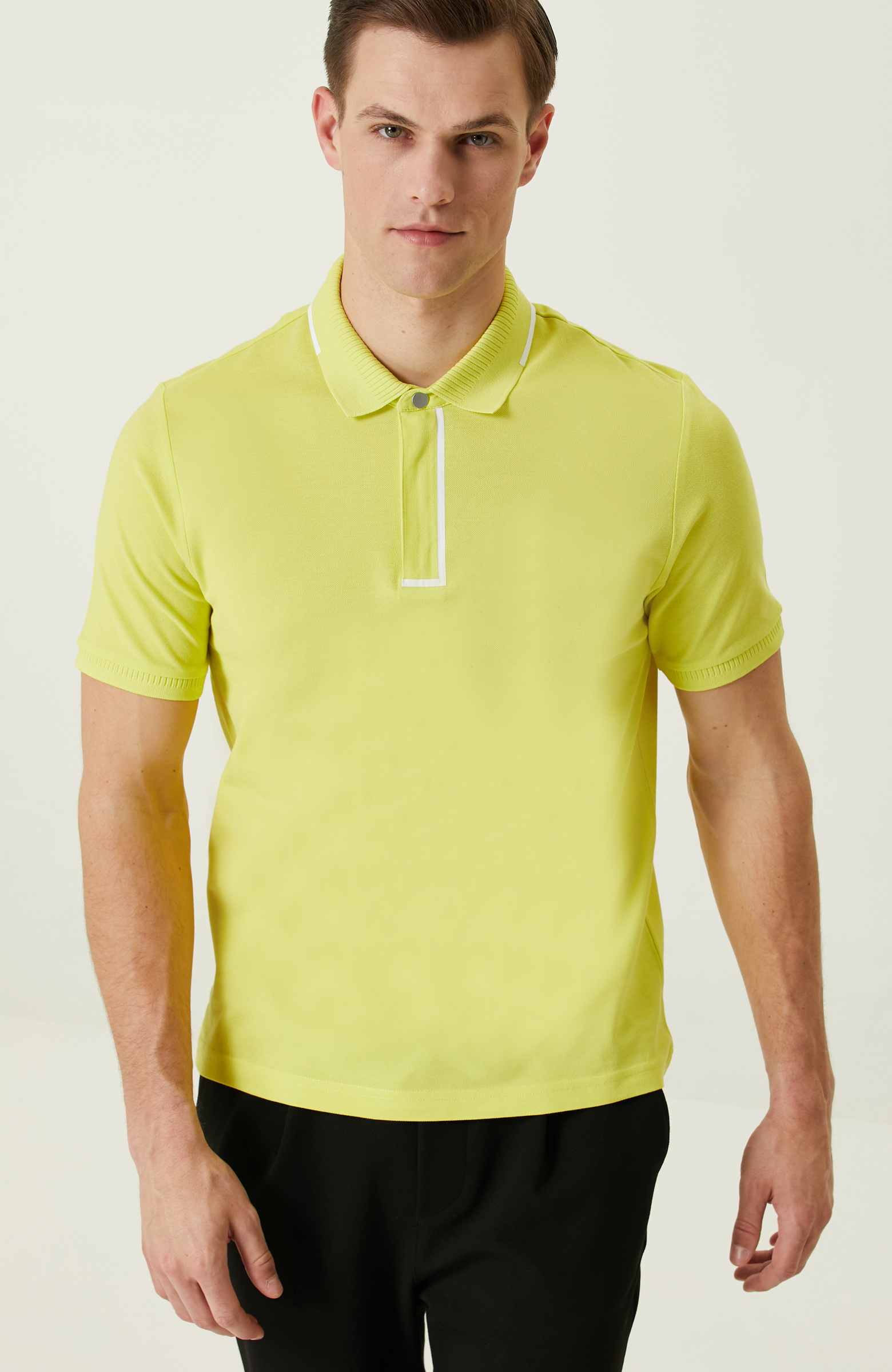 Fıstık Yeşili Polo Yaka T-Shirt_1