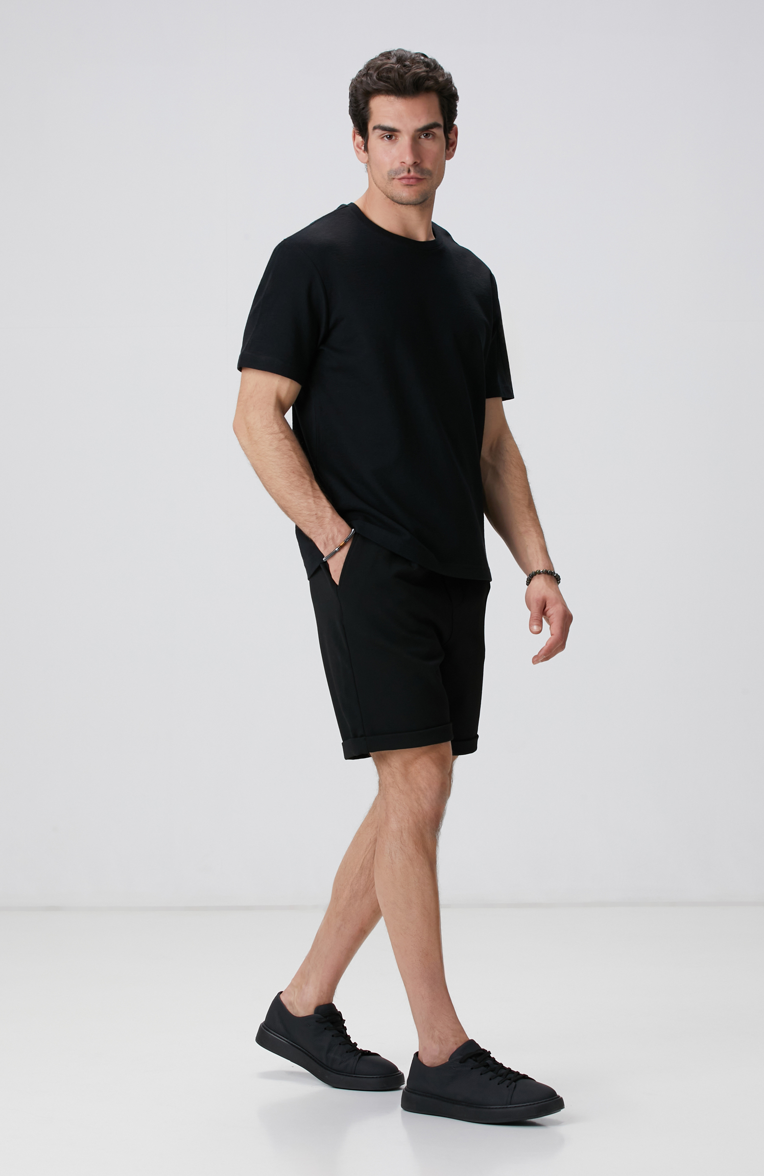 Siyah T-shirt