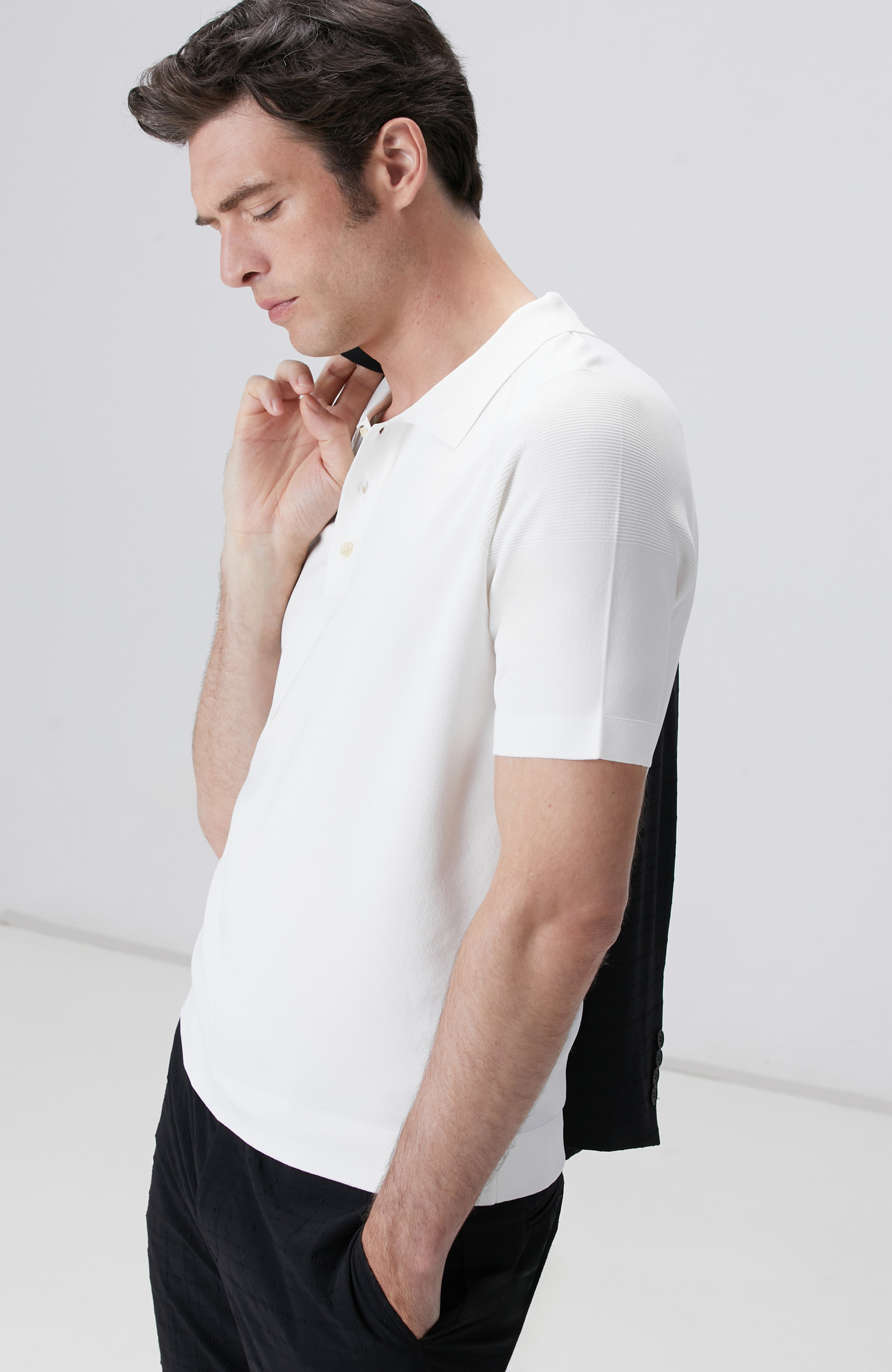 Kırık Beyaz Polo Yaka Triko