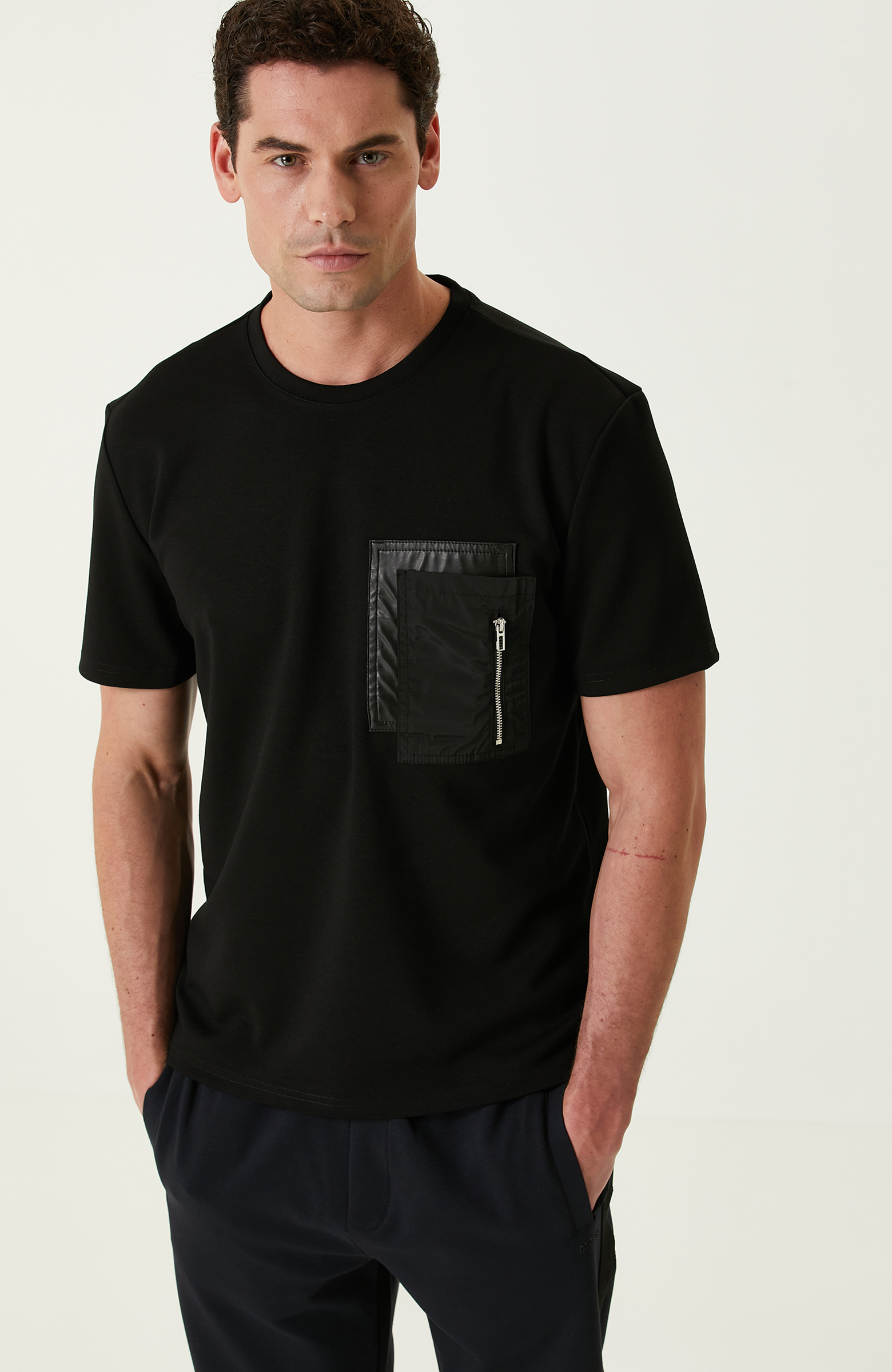 Siyah Kısa Kollu Sweatshirt