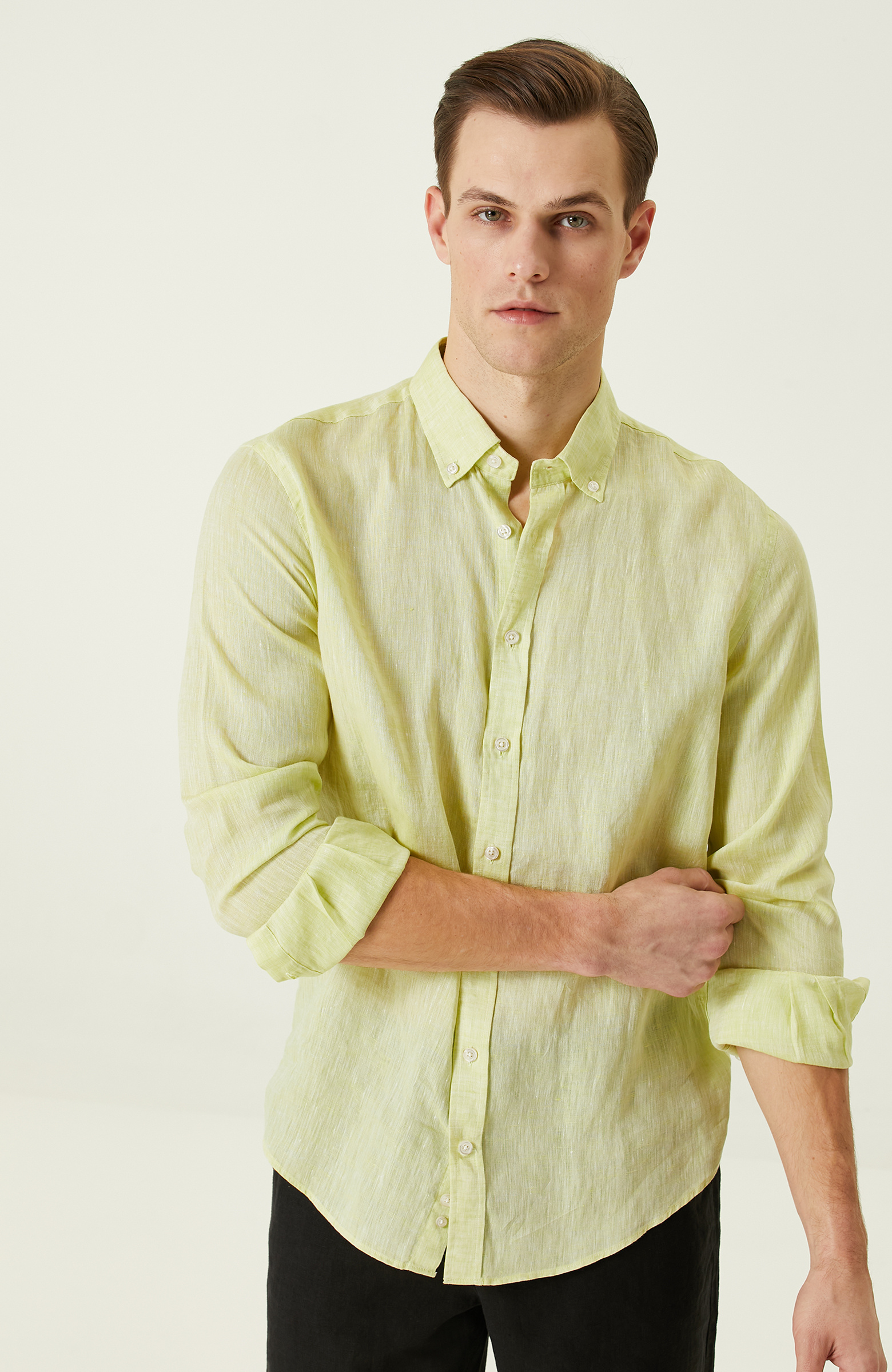 Fıstık Yeşili Keten Gömlek