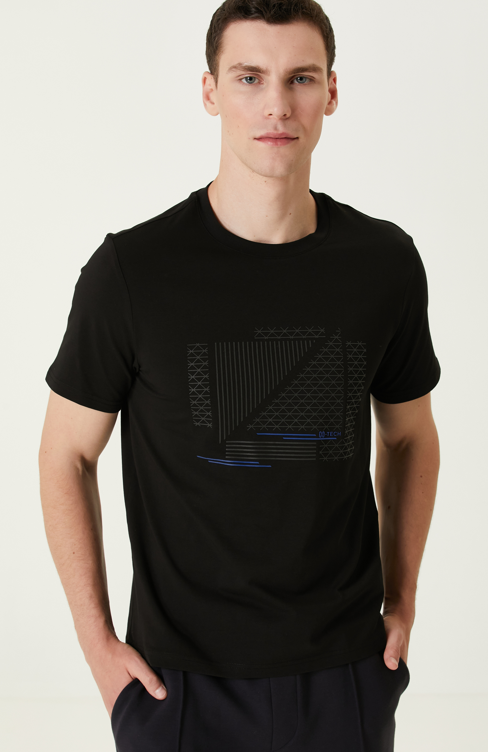 N-Tech Siyah T-shirt_1