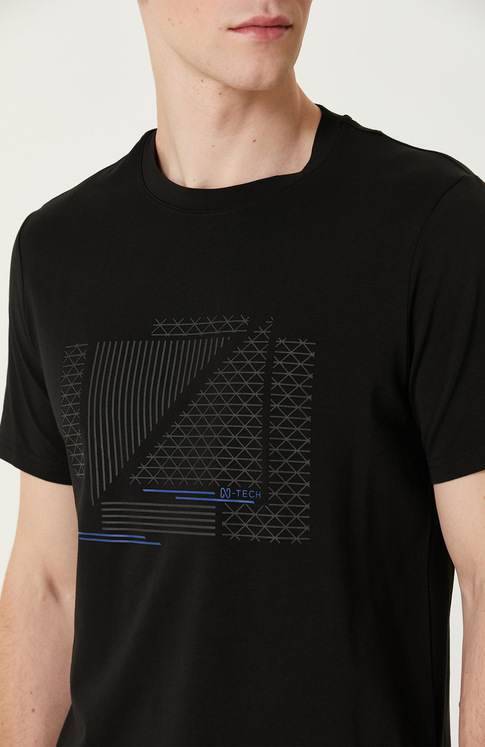 N-Tech Siyah T-shirt_5