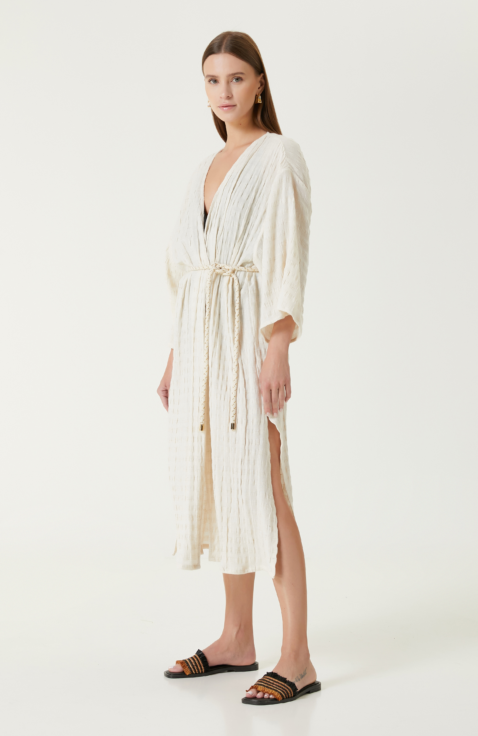 Ekru Bej Çizgili Kaftan