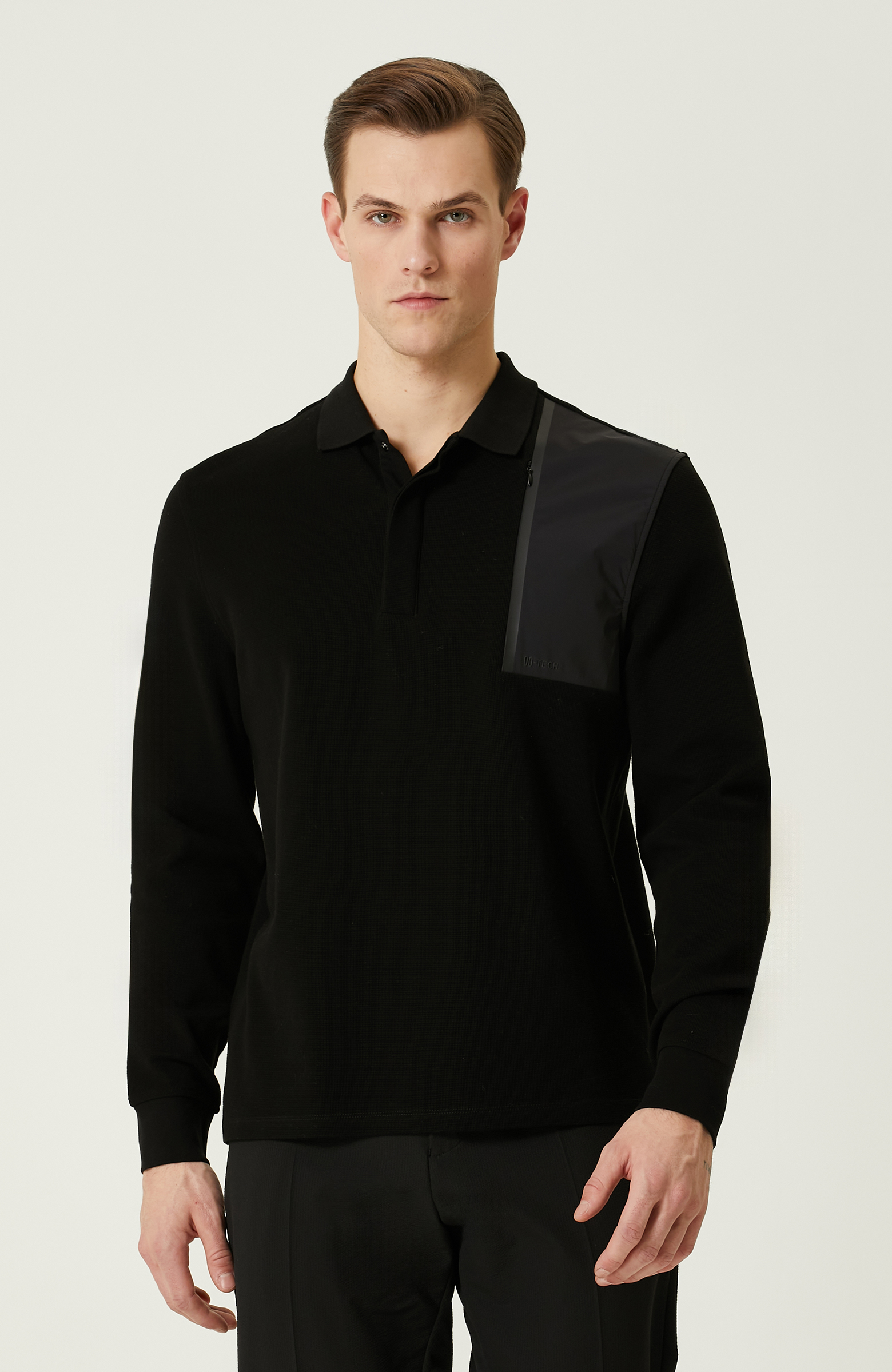 N-Tech Siyah Jakarlı Sweatshirt