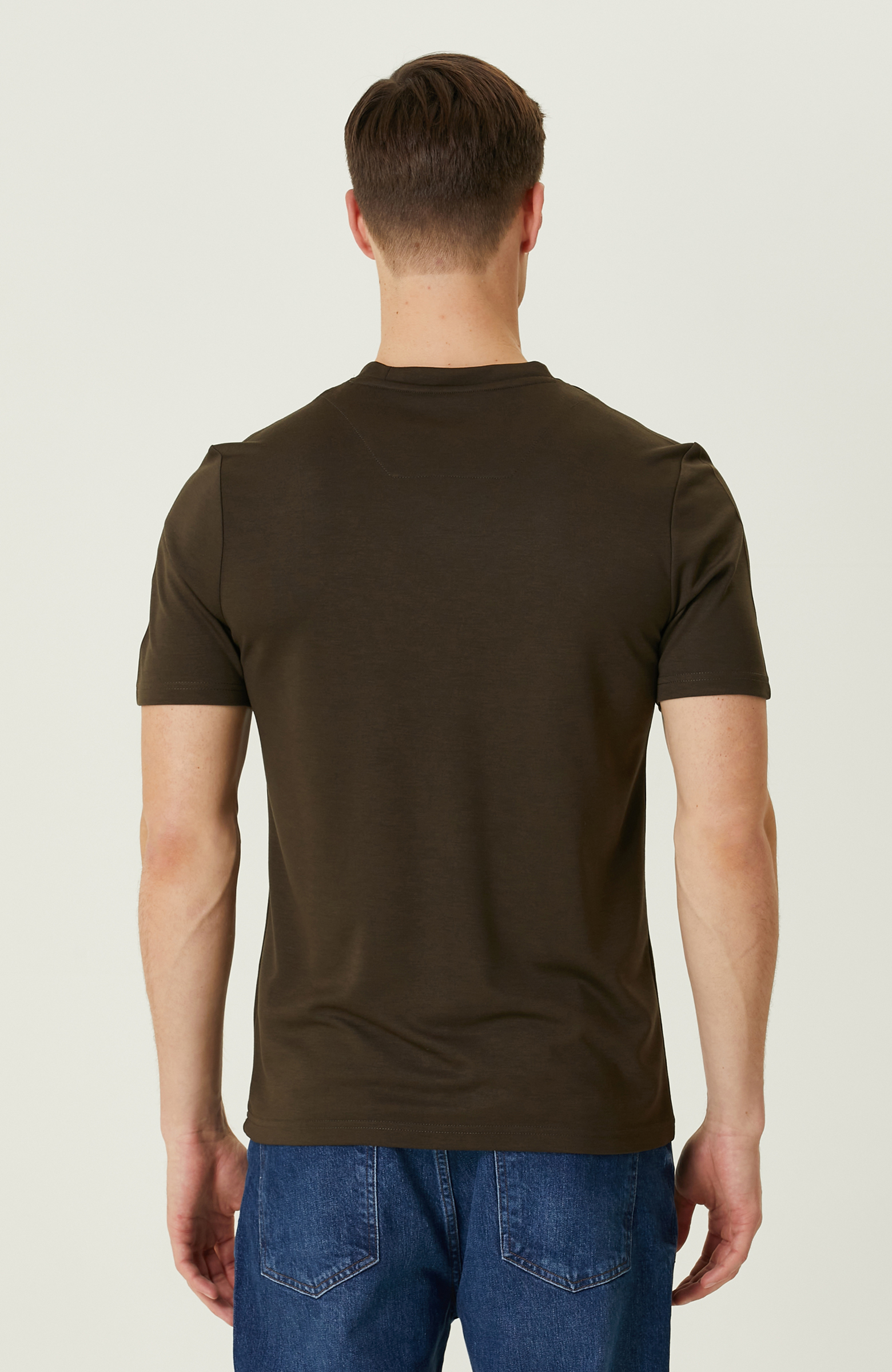 Haki Basic T-shirt_4