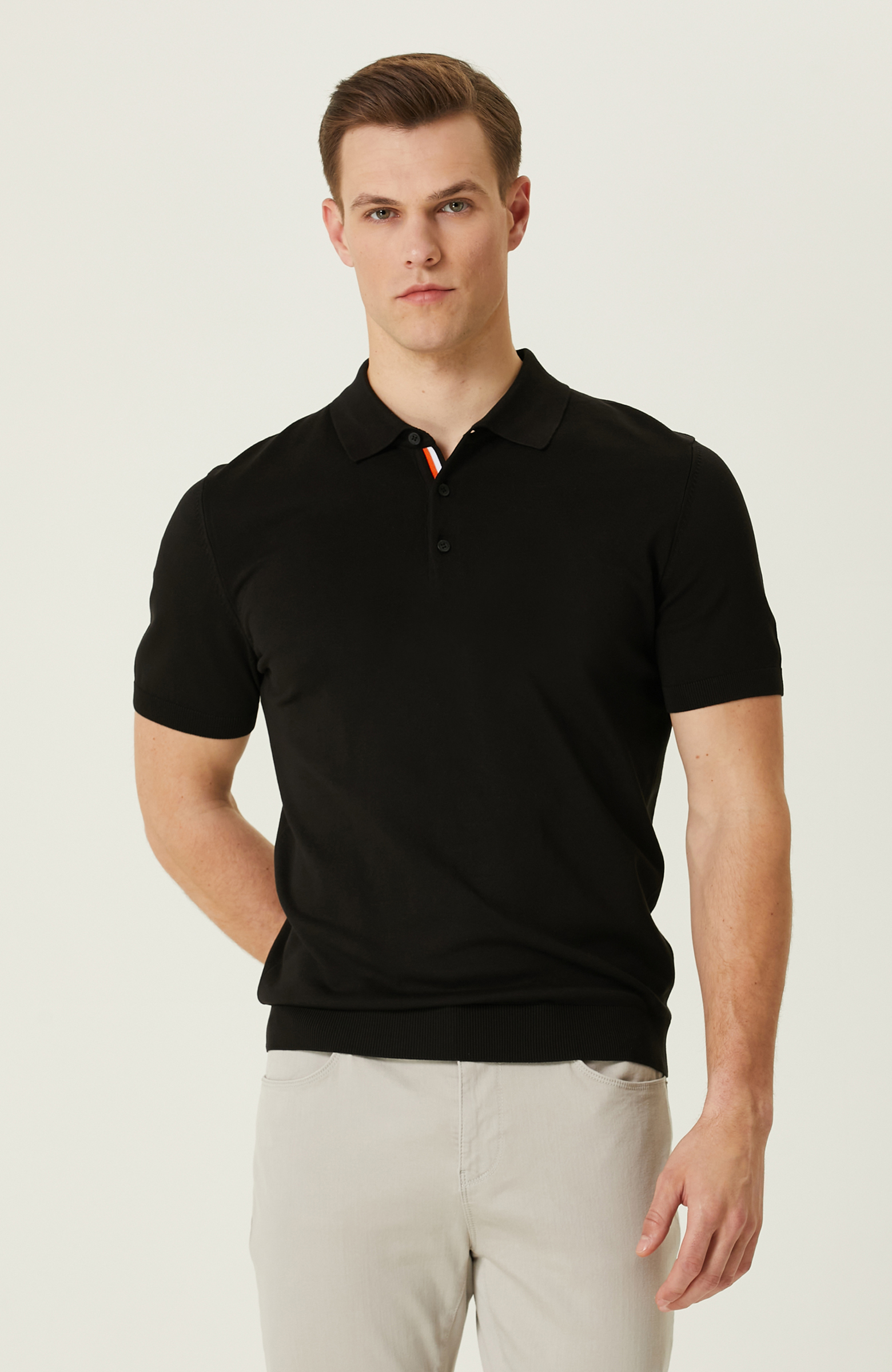 Siyah Polo Yaka Kazak