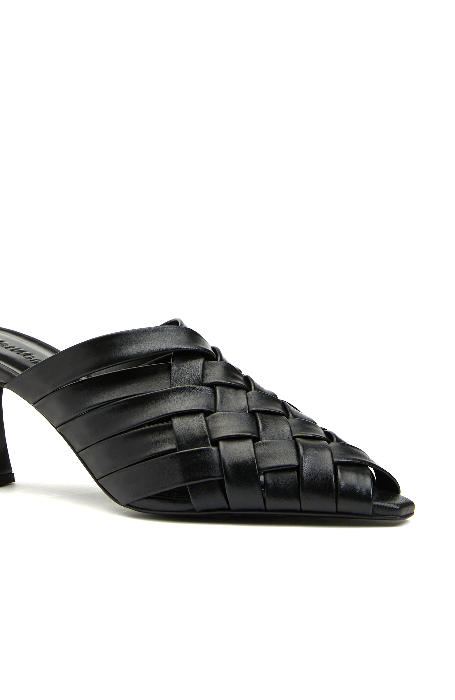 Siyah Kadın Deri Terlik