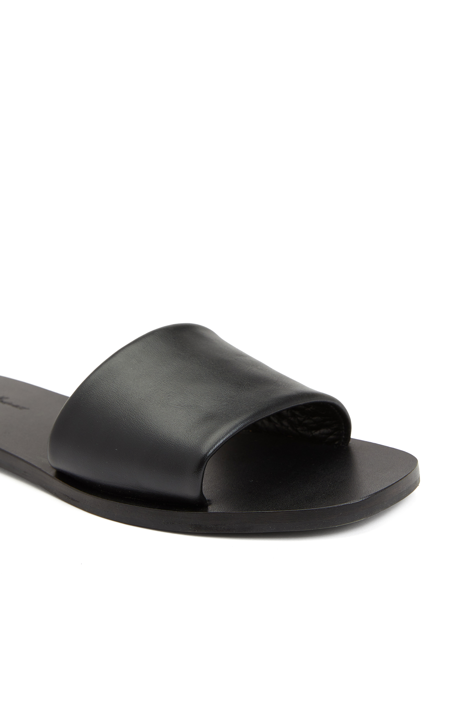 Siyah Kadın Deri Terlik