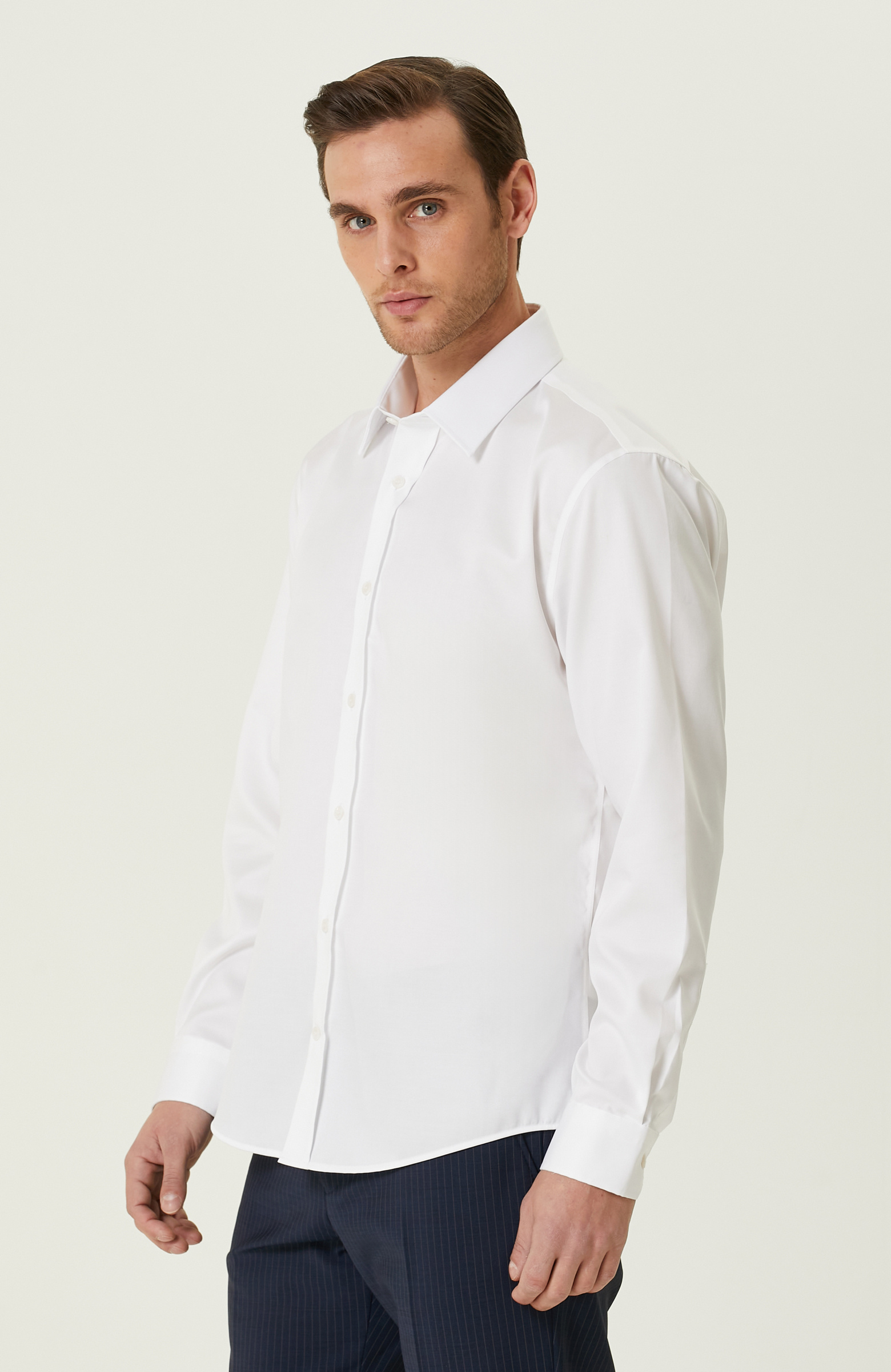 Non-Iron Beyaz Gömlek