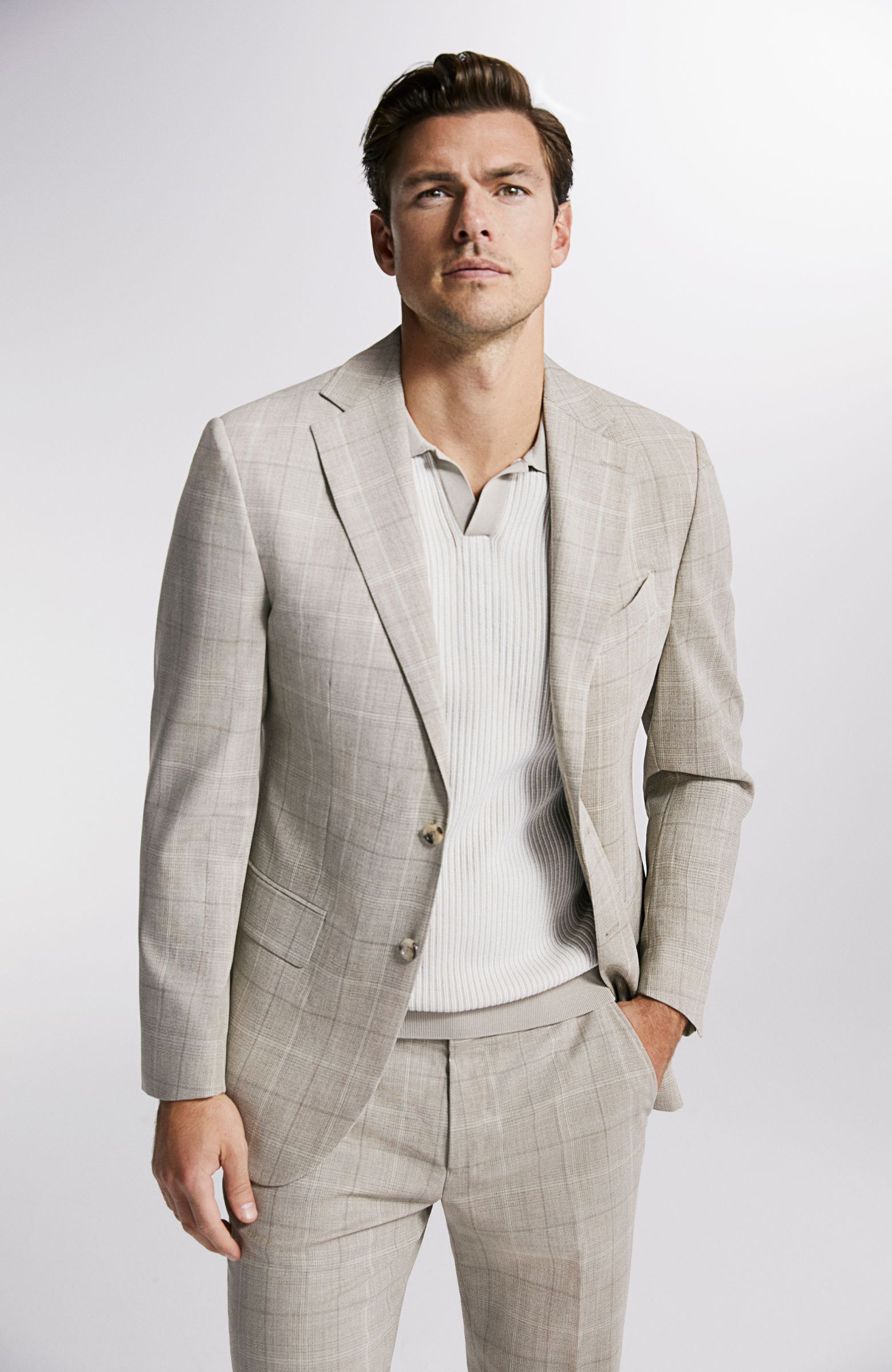 Loro Piana Kumaşıyla Üretilmiş Bej Limited  Yün Takım Elbise