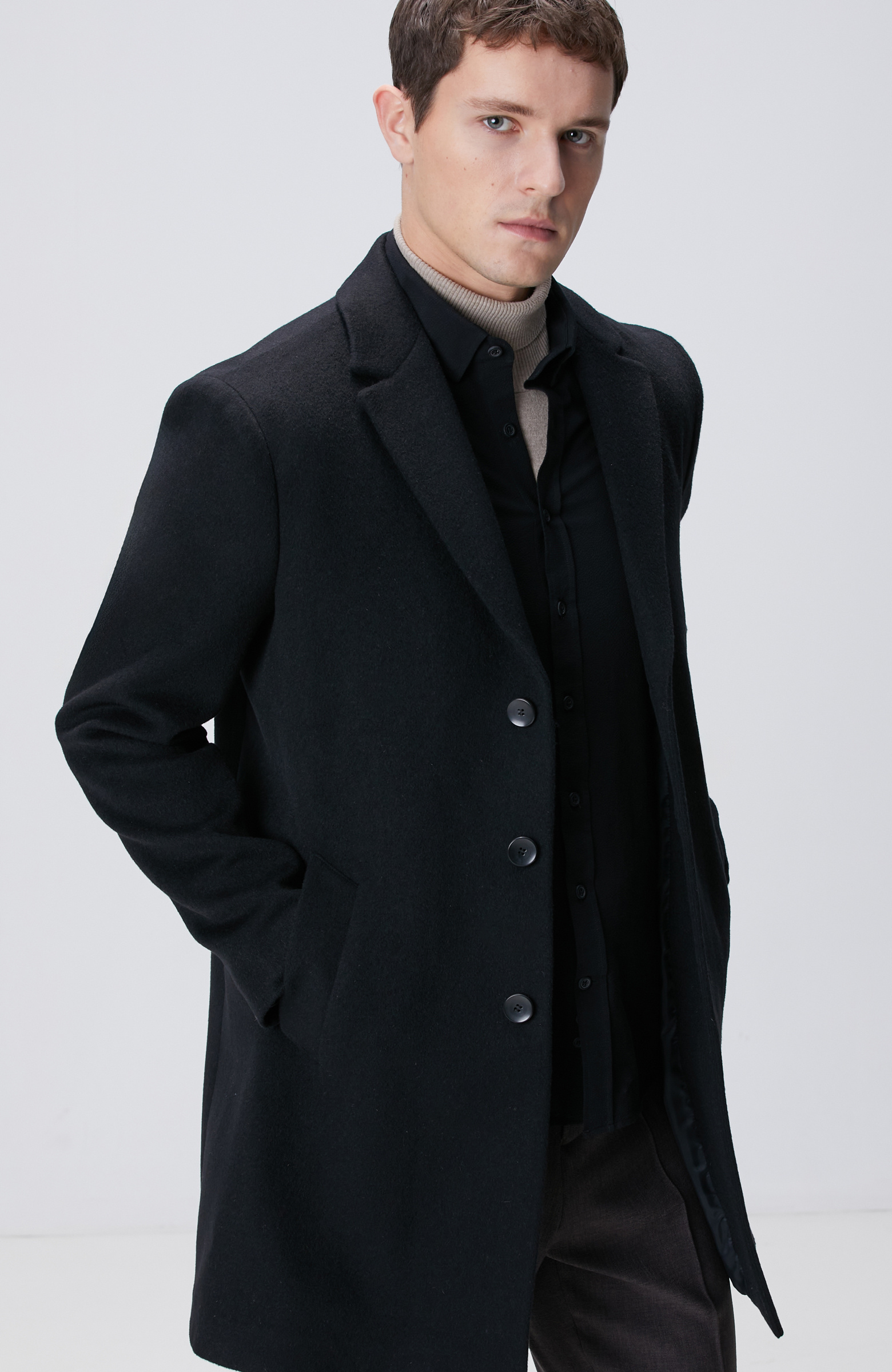 Siyah Yün Karışımlı Palto