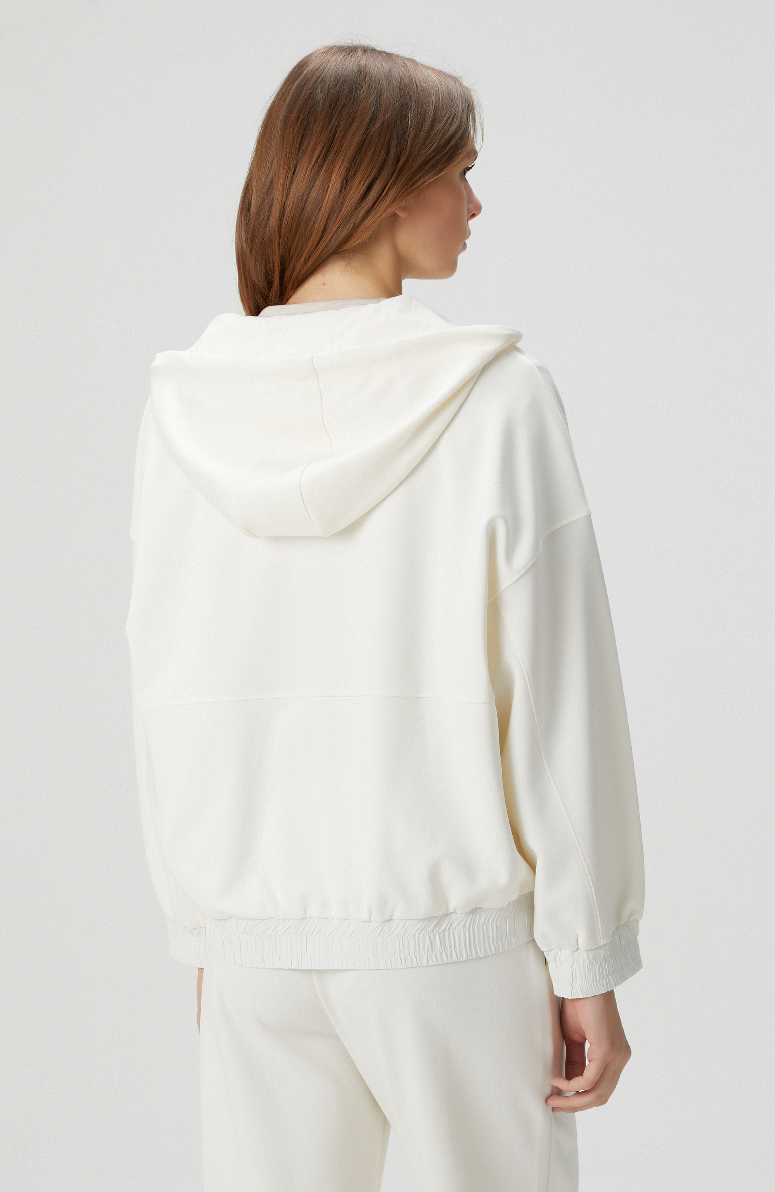 Kırık Beyaz Sweatshirt