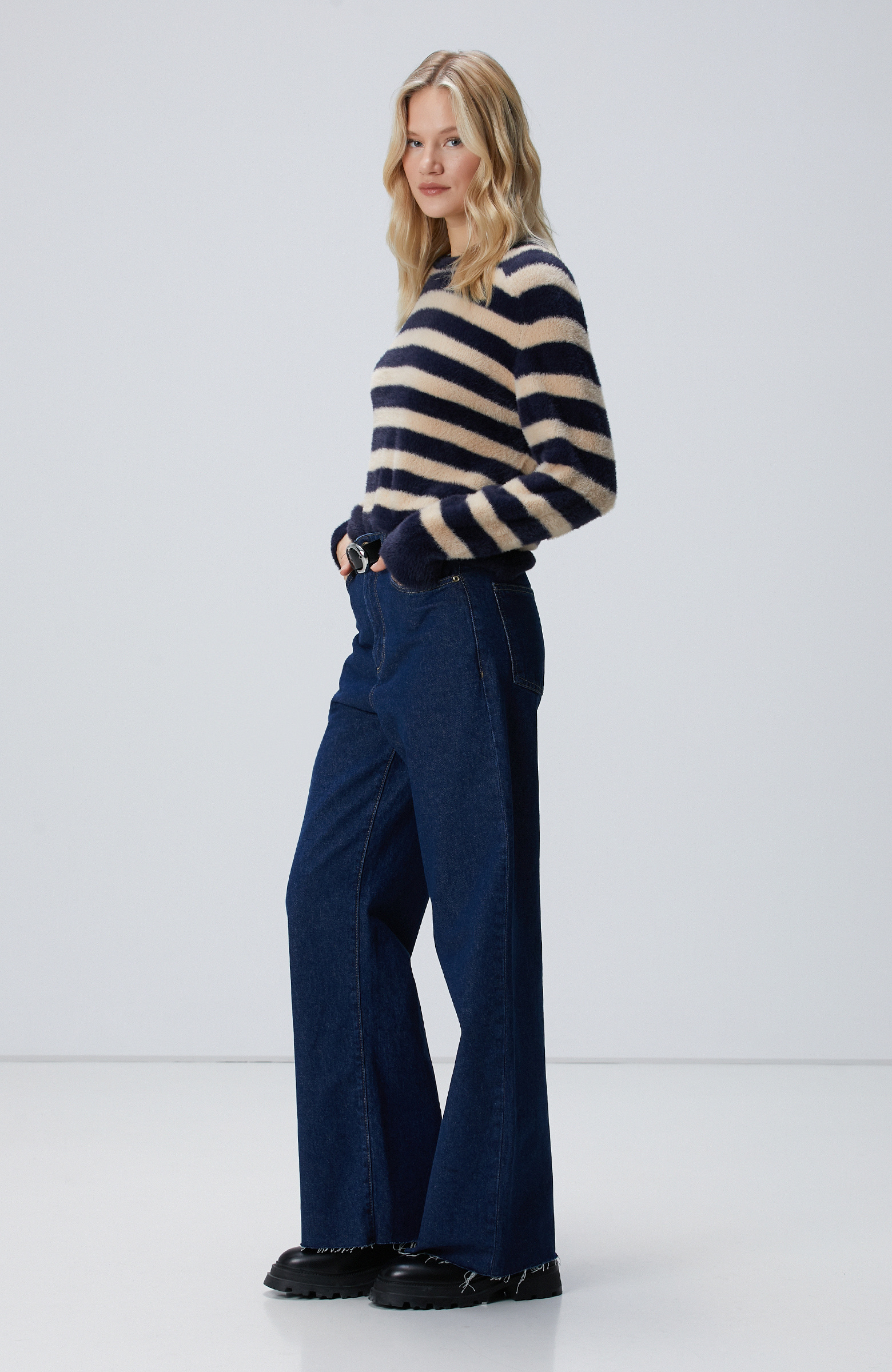 Lacivert Camel Kazak