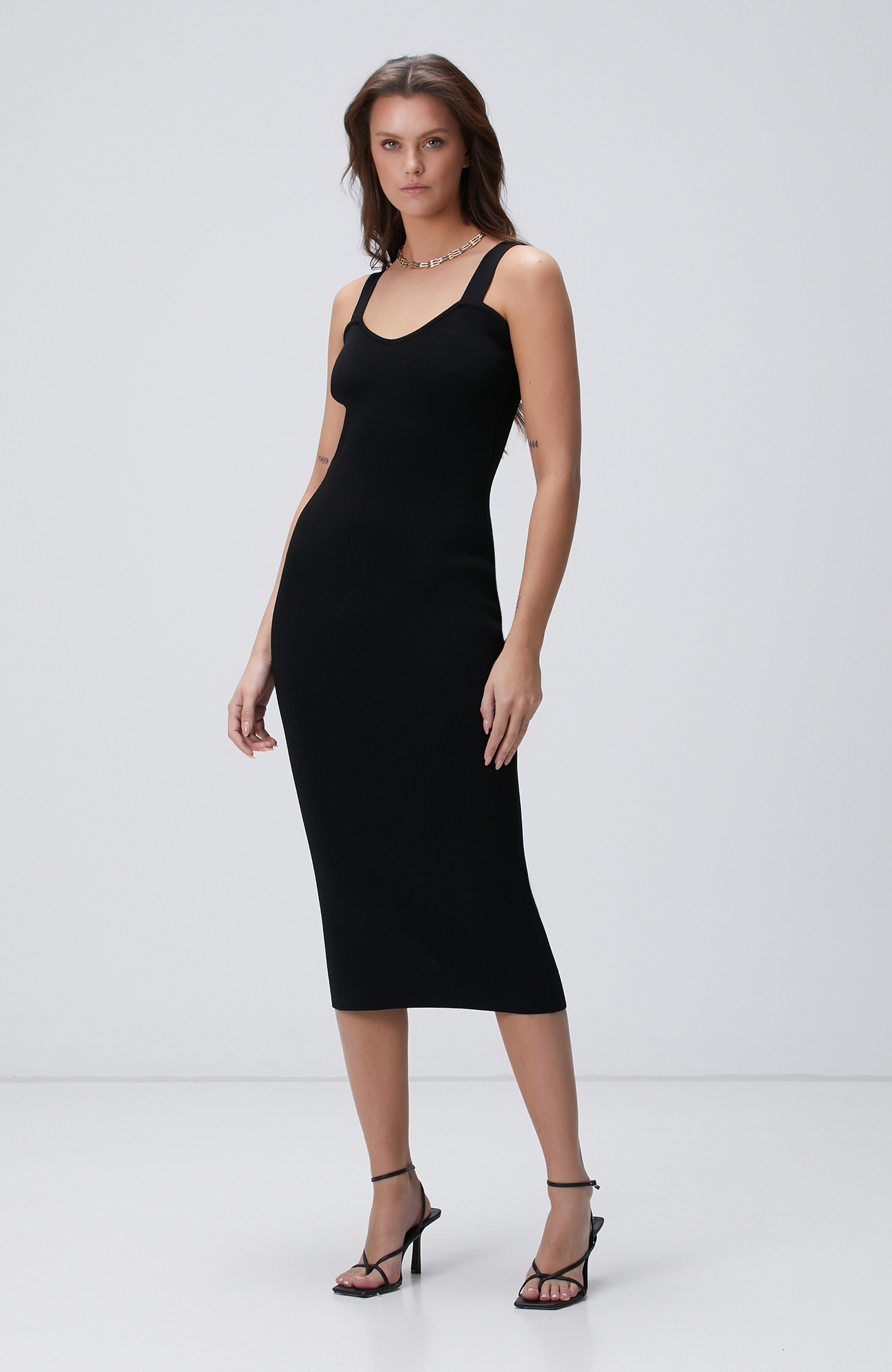 Siyah Midi Triko Elbise