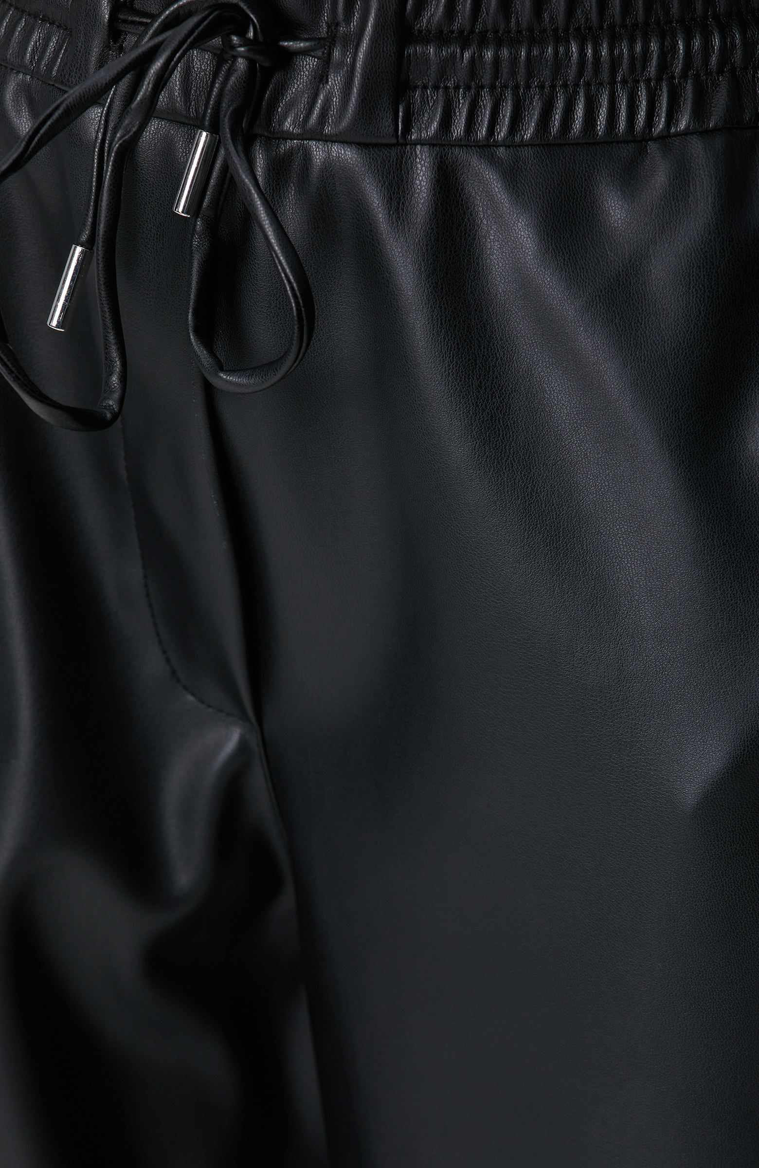 Siyah Vegan Deri Pantolon