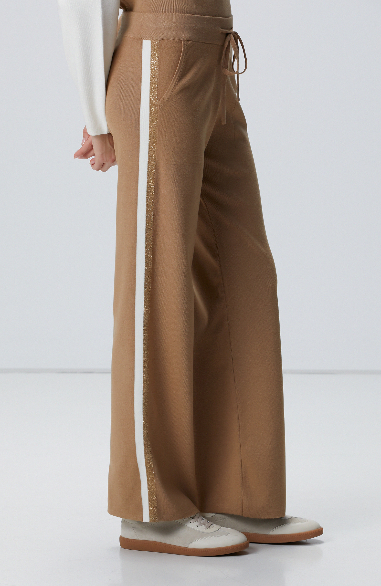 Camel Kırık Beyaz Triko Pantolon