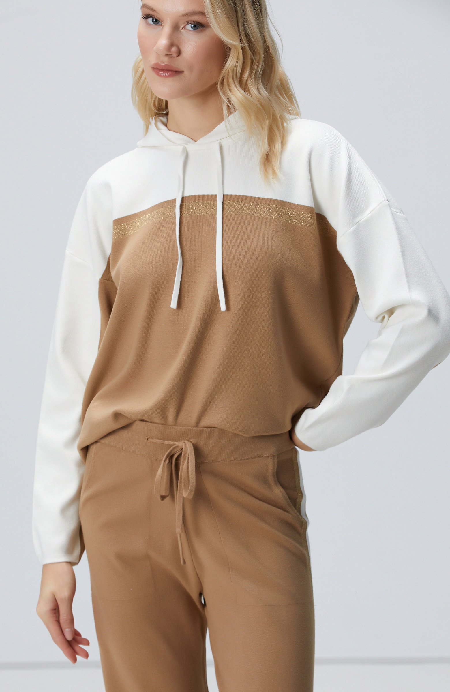 Camel Kırık Beyaz Triko Pantolon