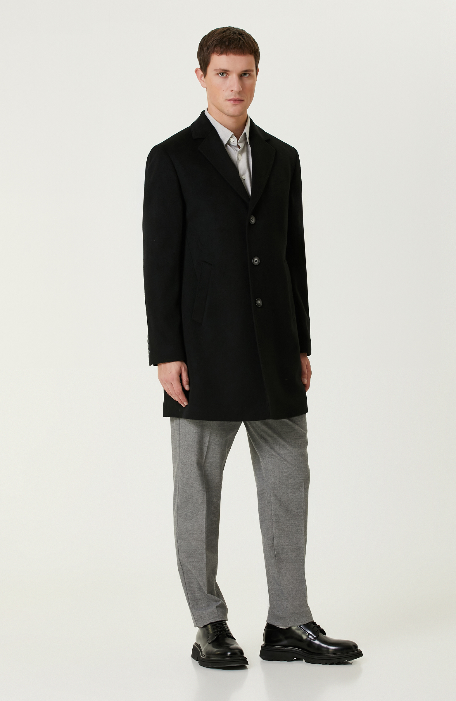 Siyah Yün Karışımlı Palto