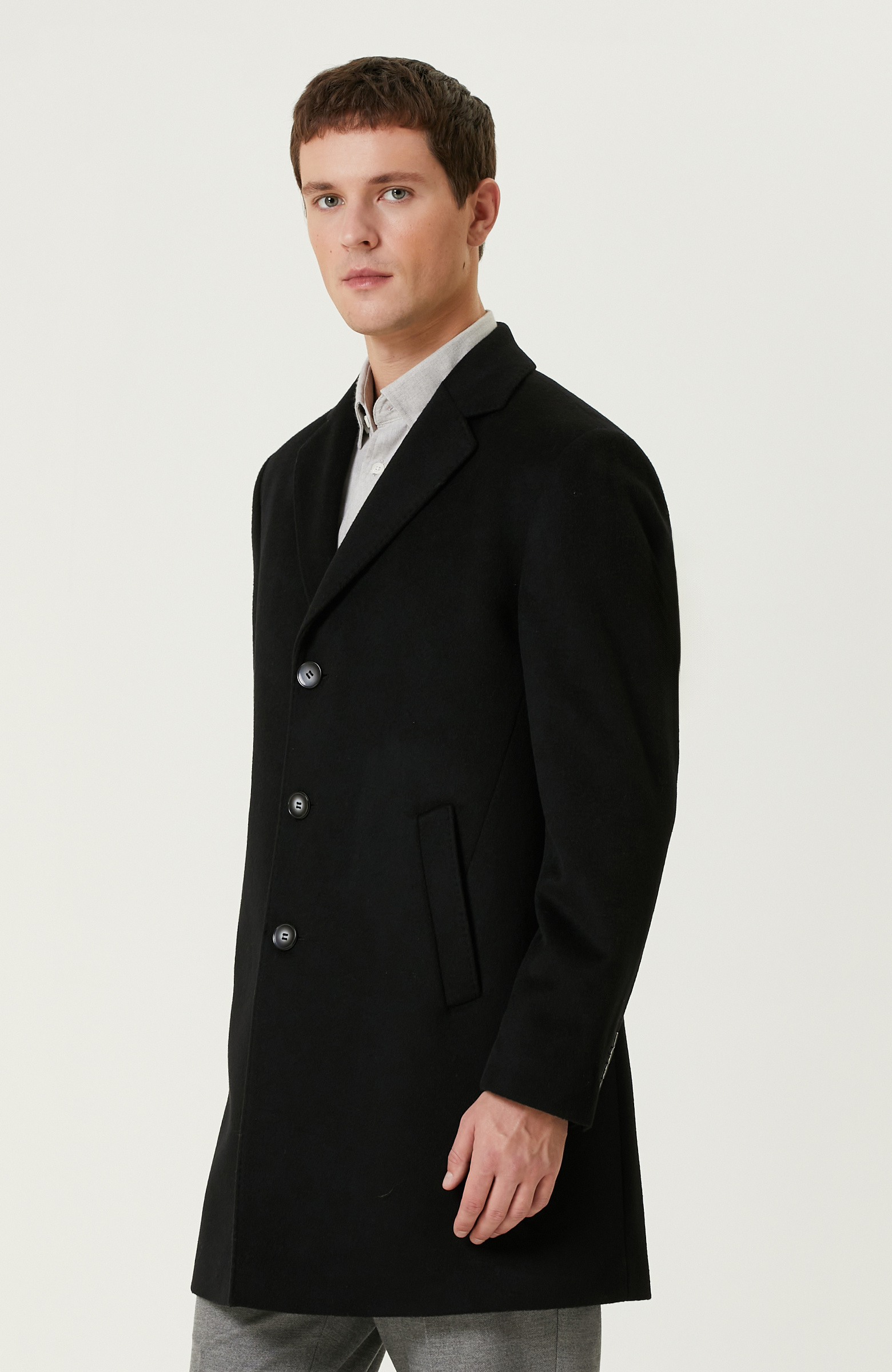 Siyah Yün Karışımlı Palto