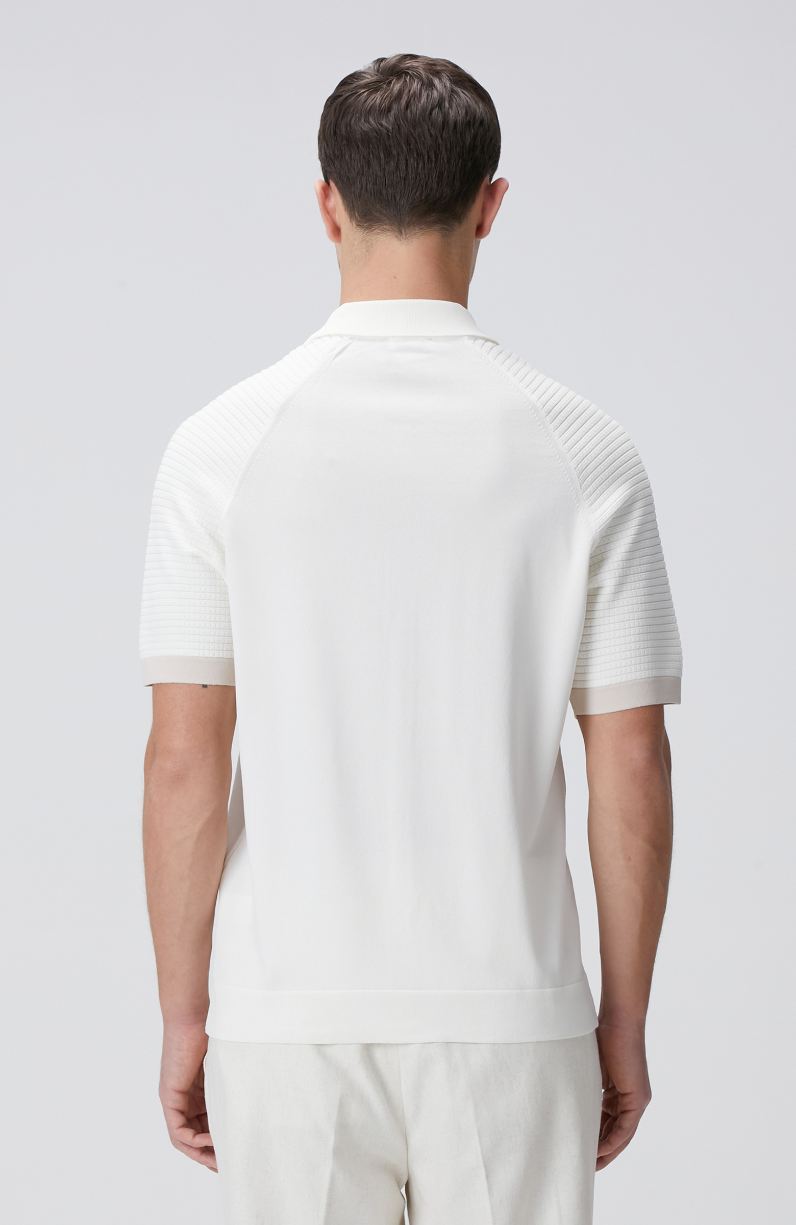 Kırık Beyaz Triko Hırka