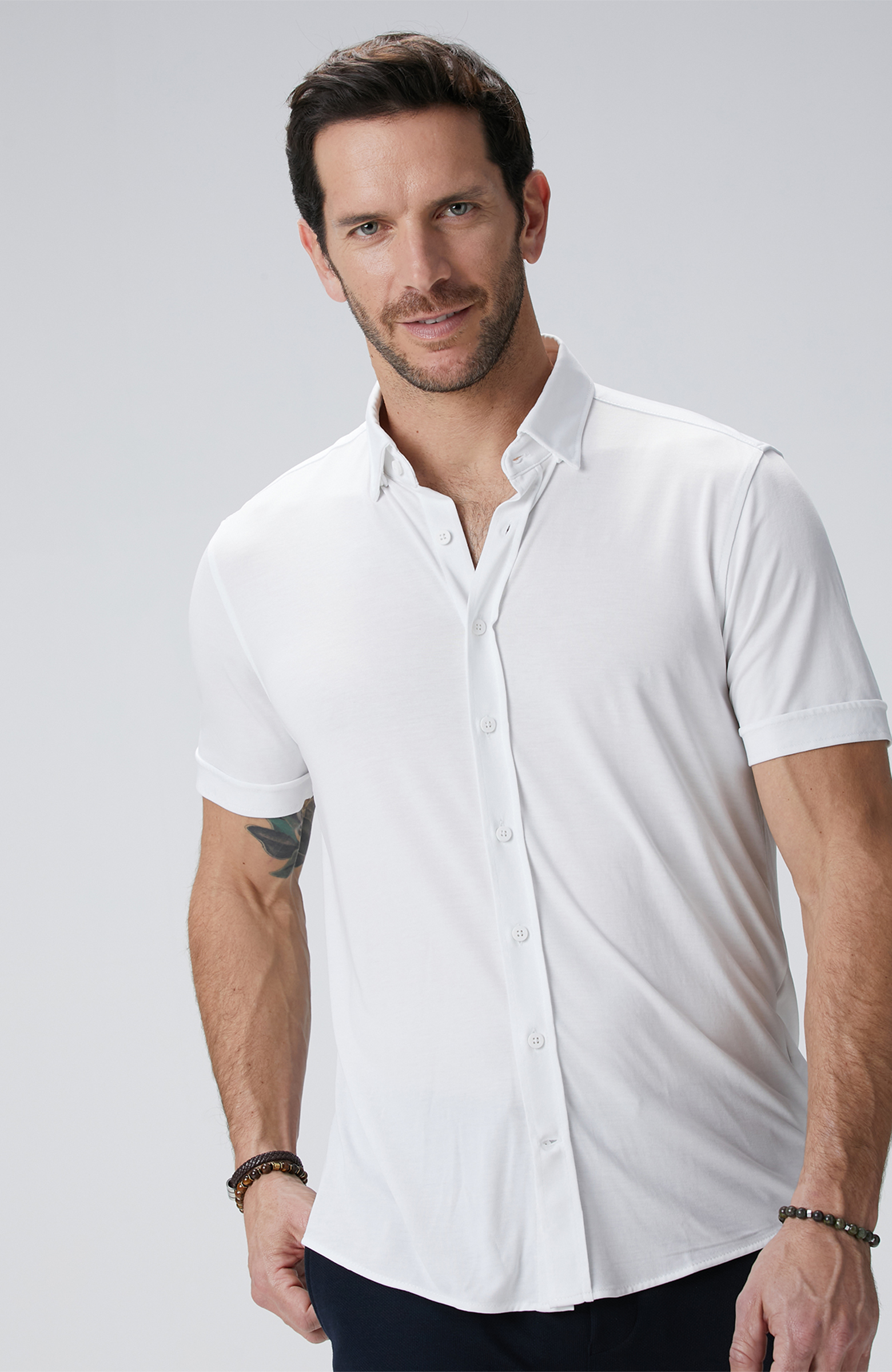 Beyaz Kısa Kol Örme Gömlek