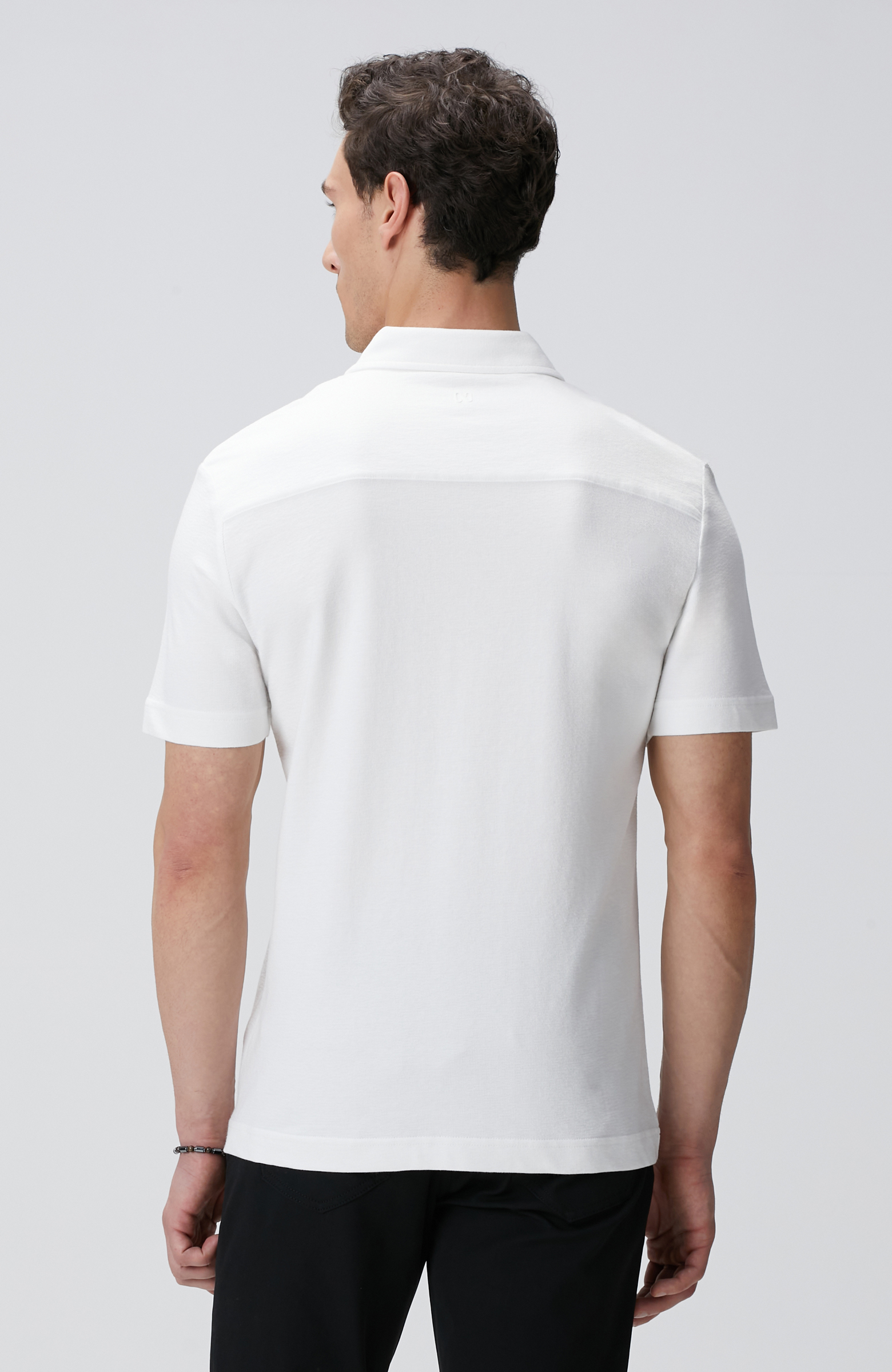 Kırık Beyaz Jakarlı Gömlek