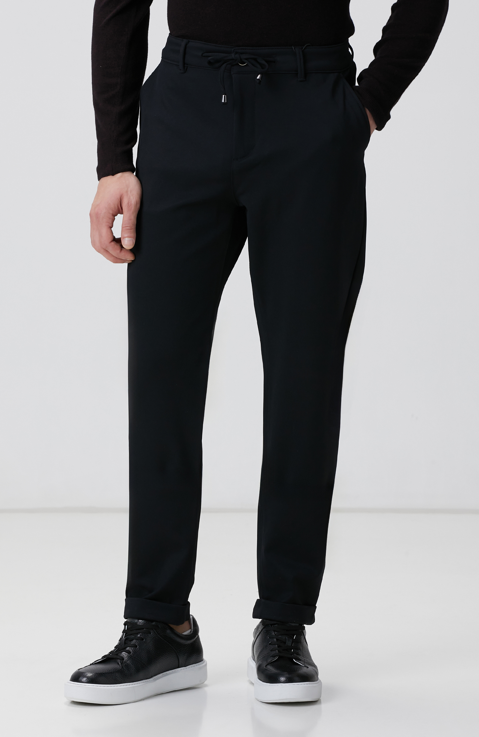 Siyah Dokuma Pantolon