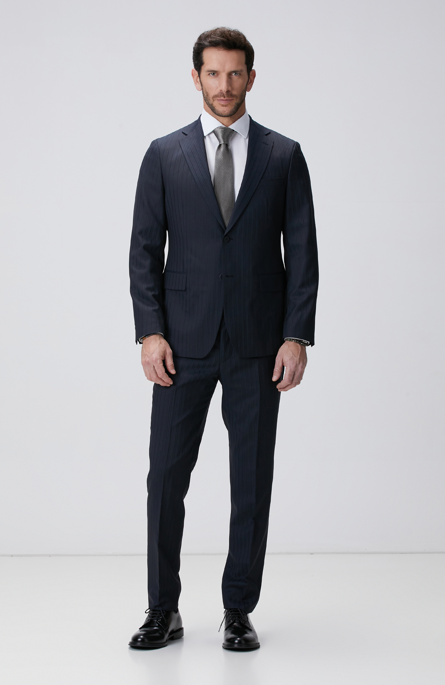 Lacivert Çizgili Yün Saten Karışımlı Takım Elbise