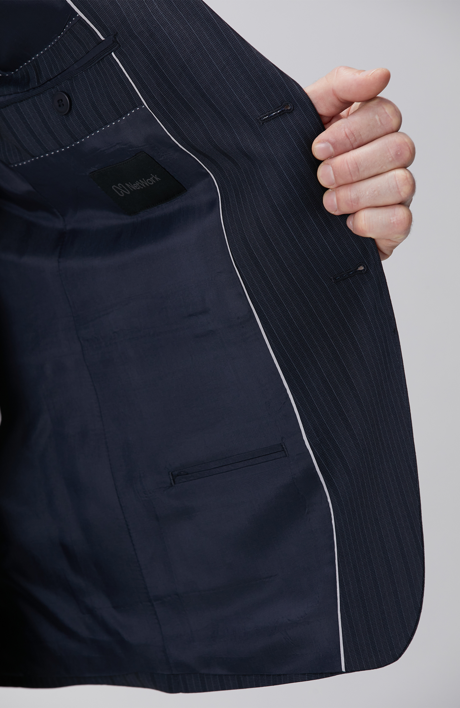 Lacivert Çizgili Yün Saten Karışımlı Takım Elbise