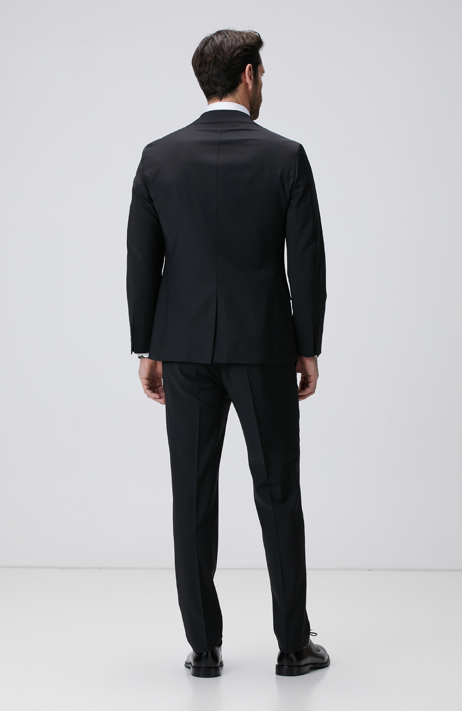 Siyah Yün Karışımlı Takım Elbise