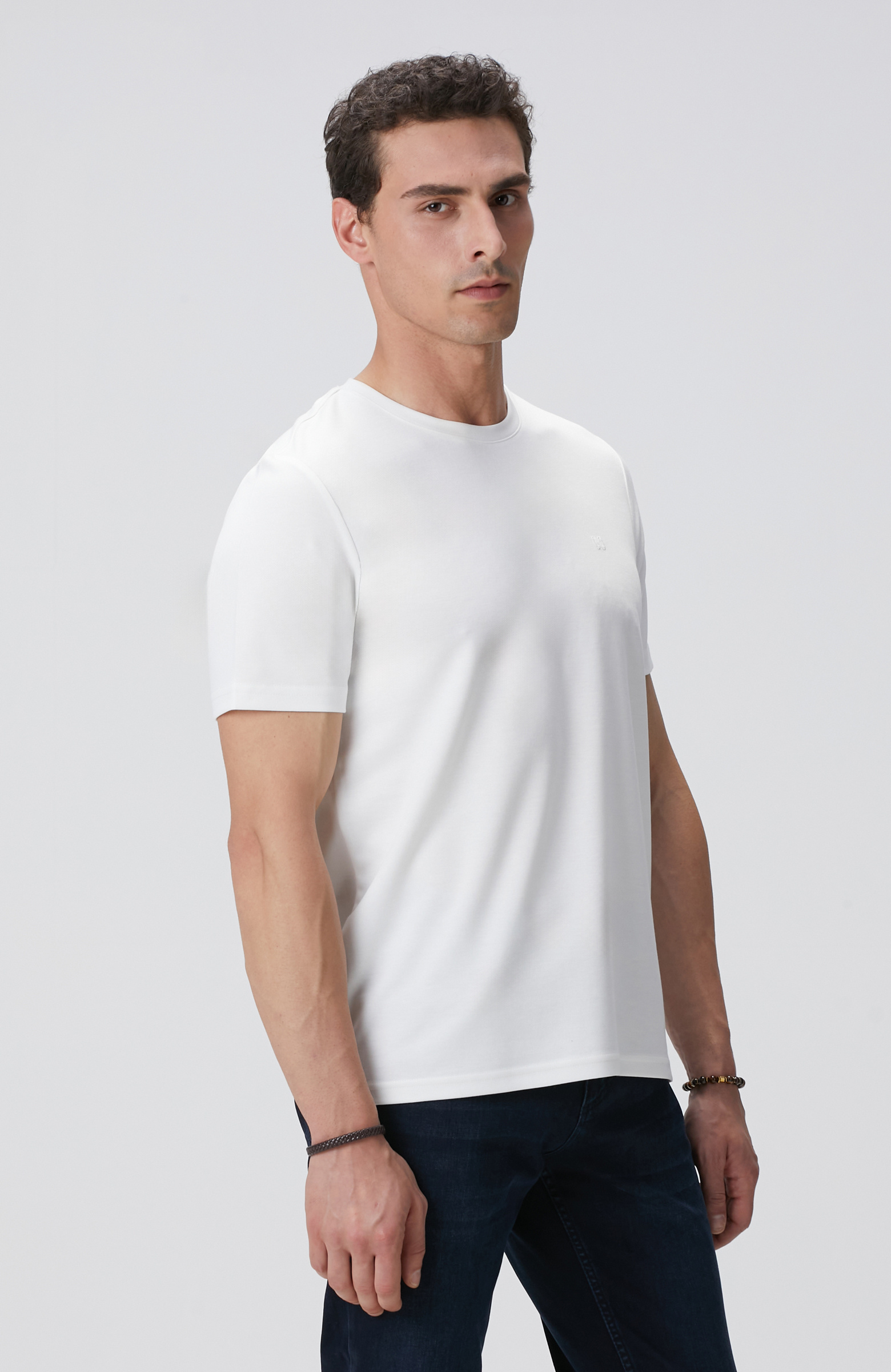 Kırık Beyaz Basic T-shirt