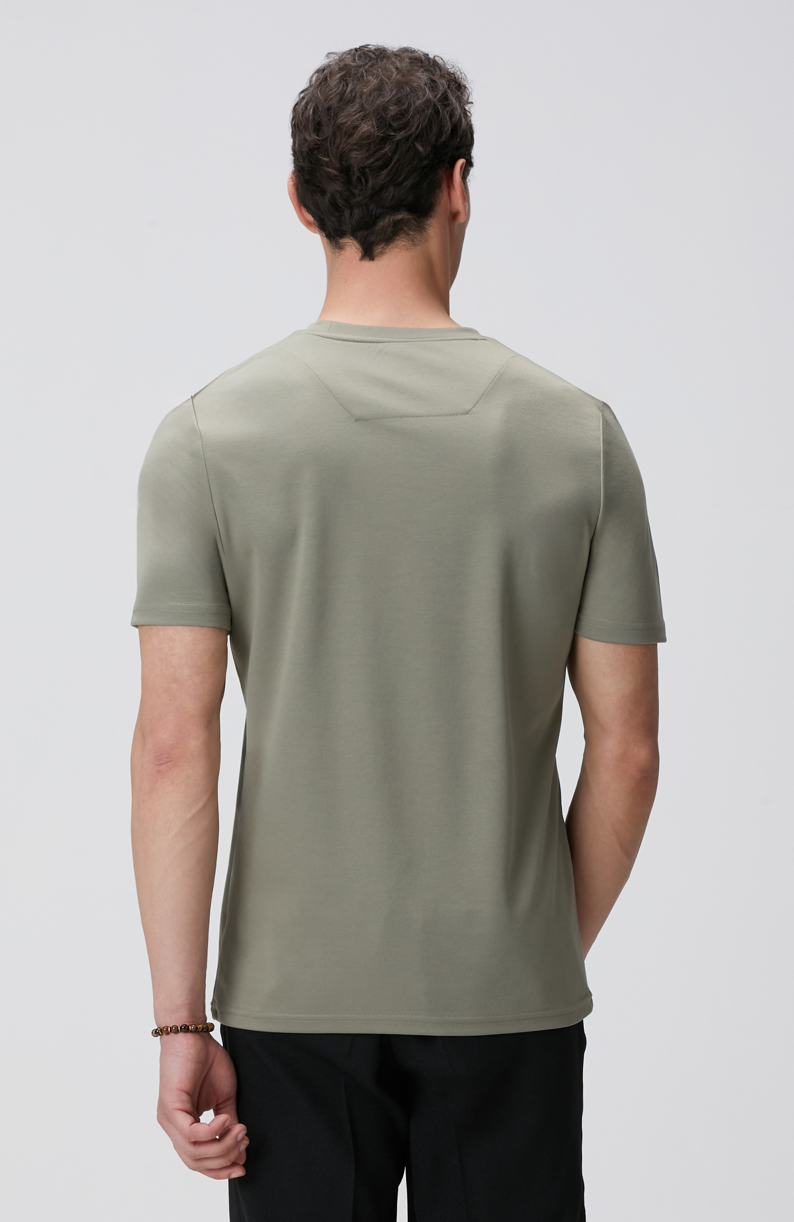 Haki Basic T-shirt