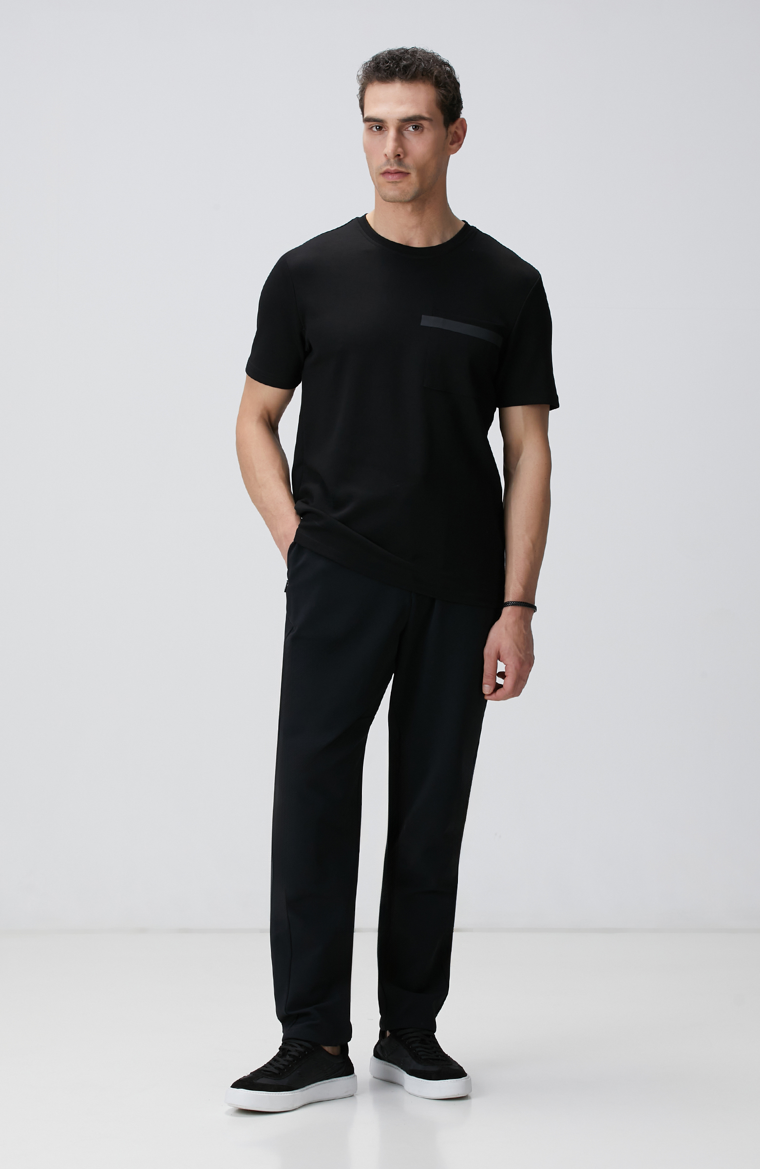 Siyah Baskılı Örme T-shirt