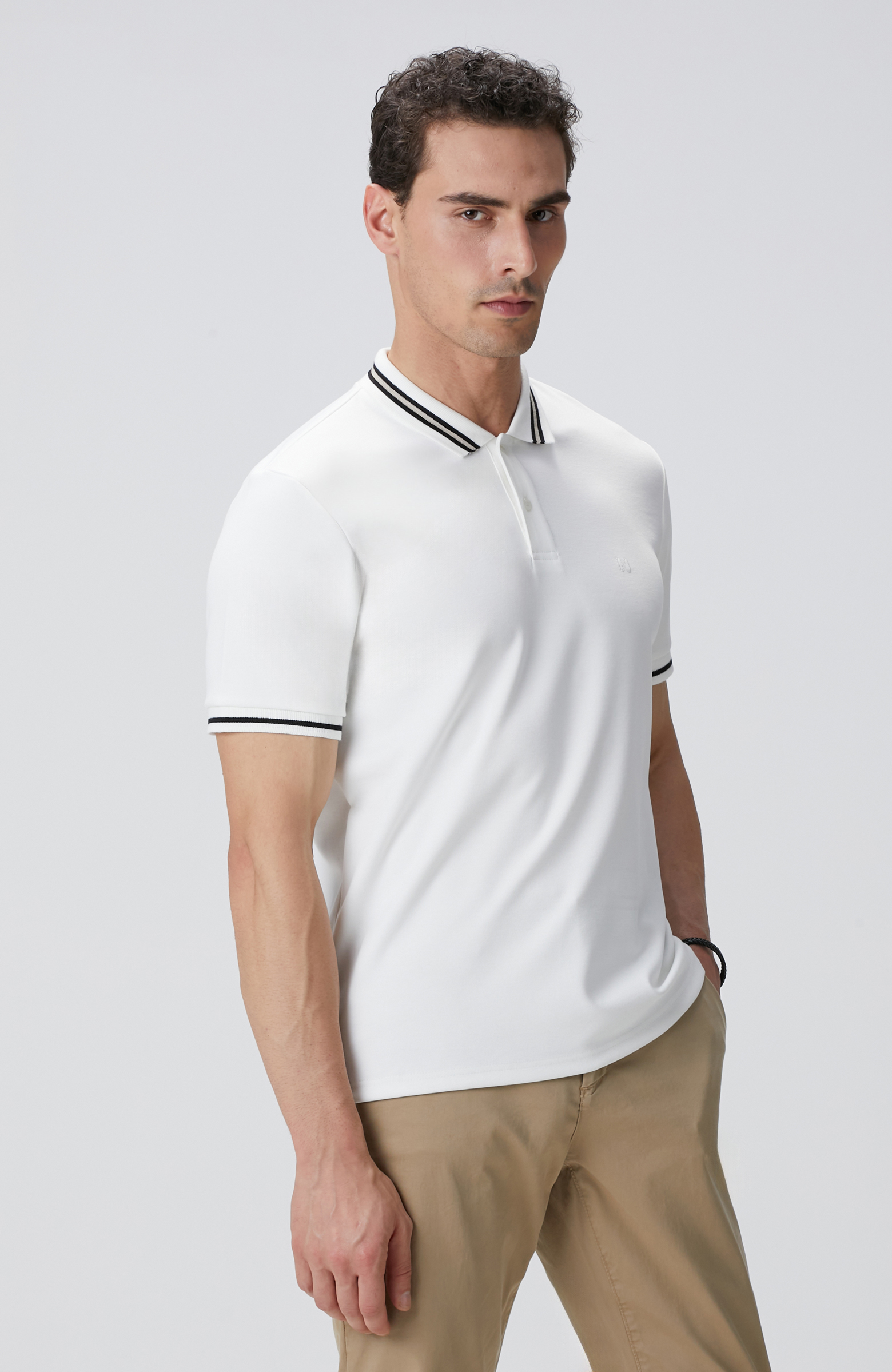 Kırık Beyaz Polo Yaka Örme T-shirt