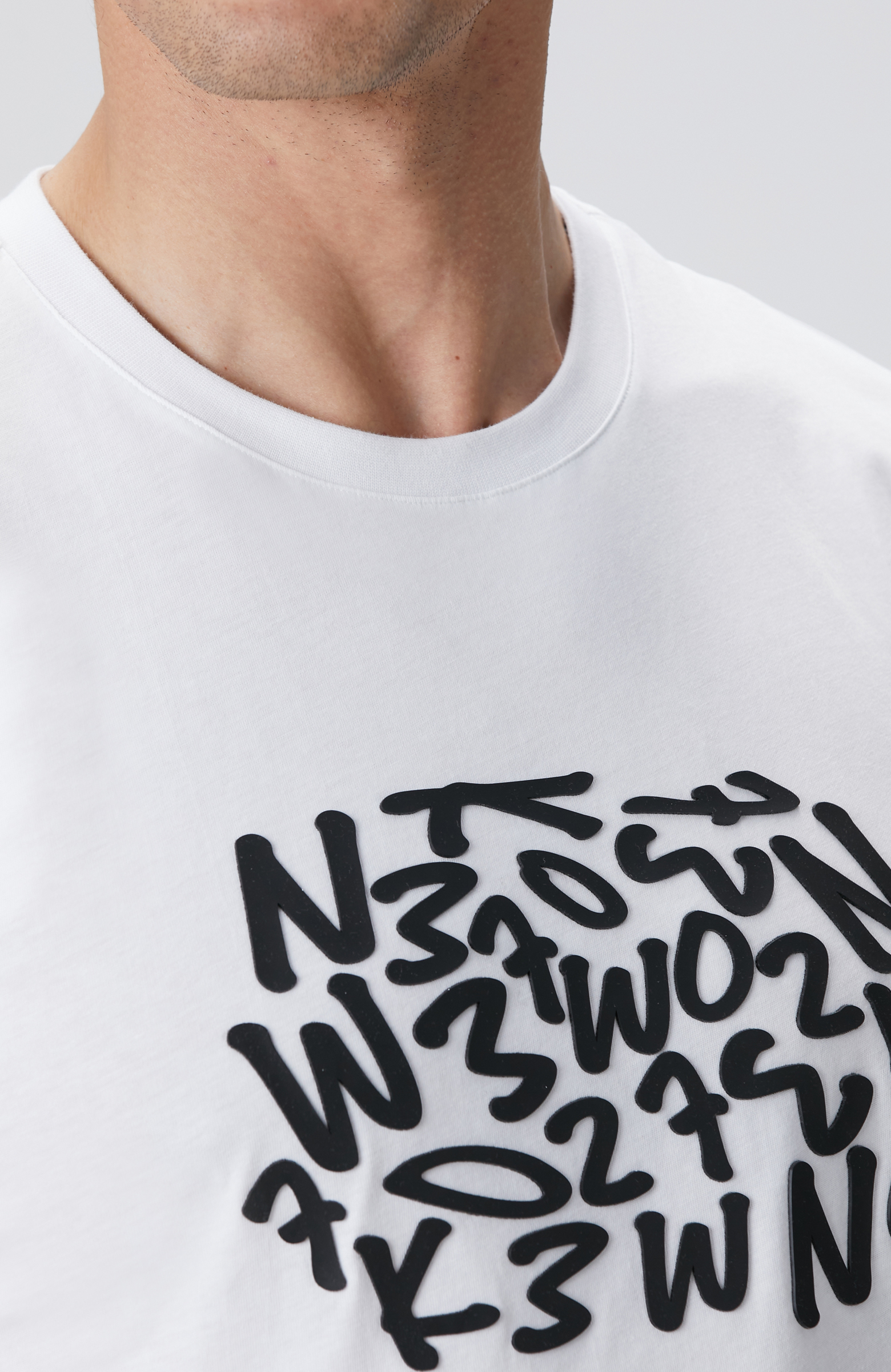 Kırık Beyaz Network Baskılı Örme T-shirt