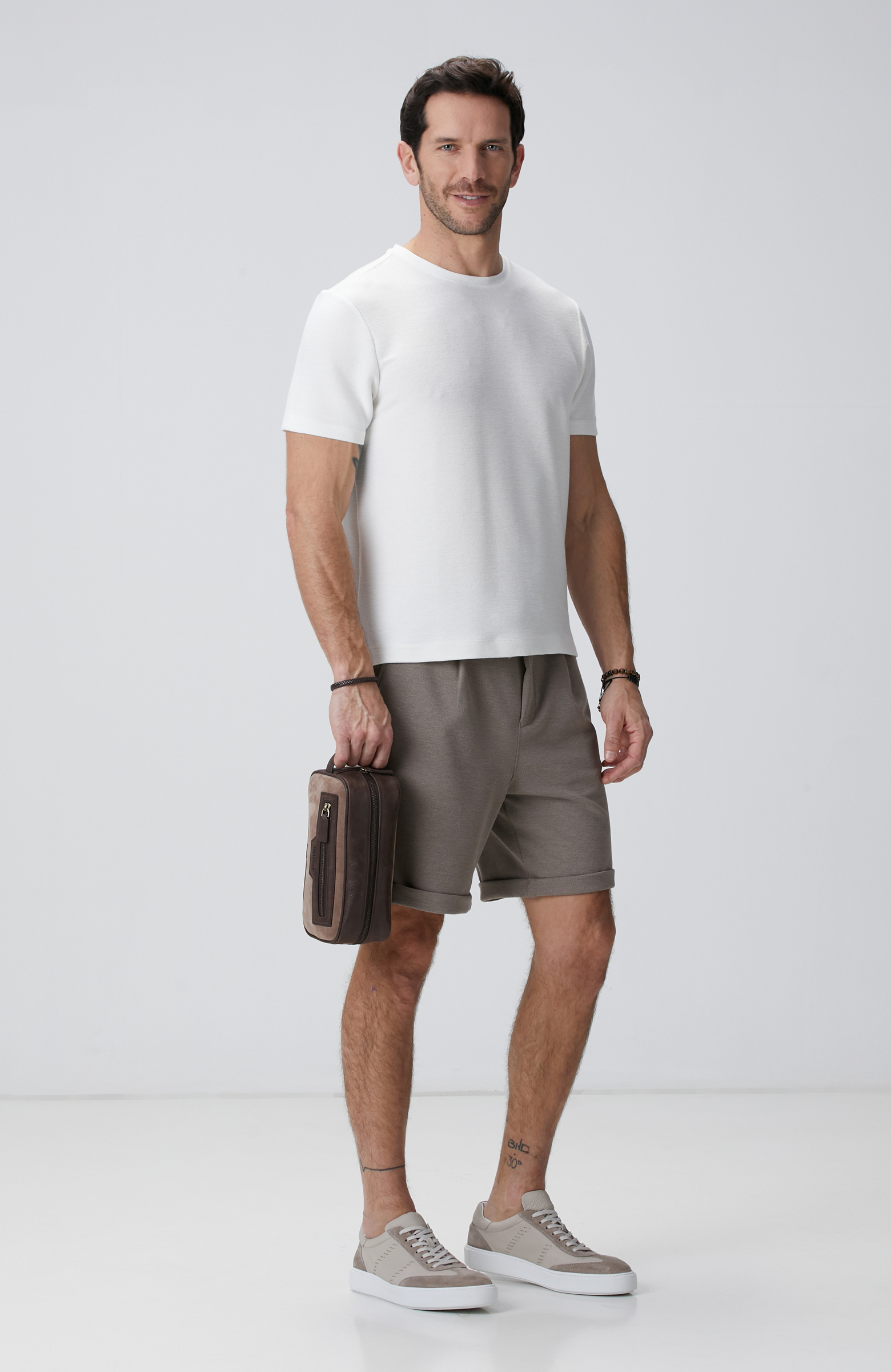 Kırık Beyaz T-shirt