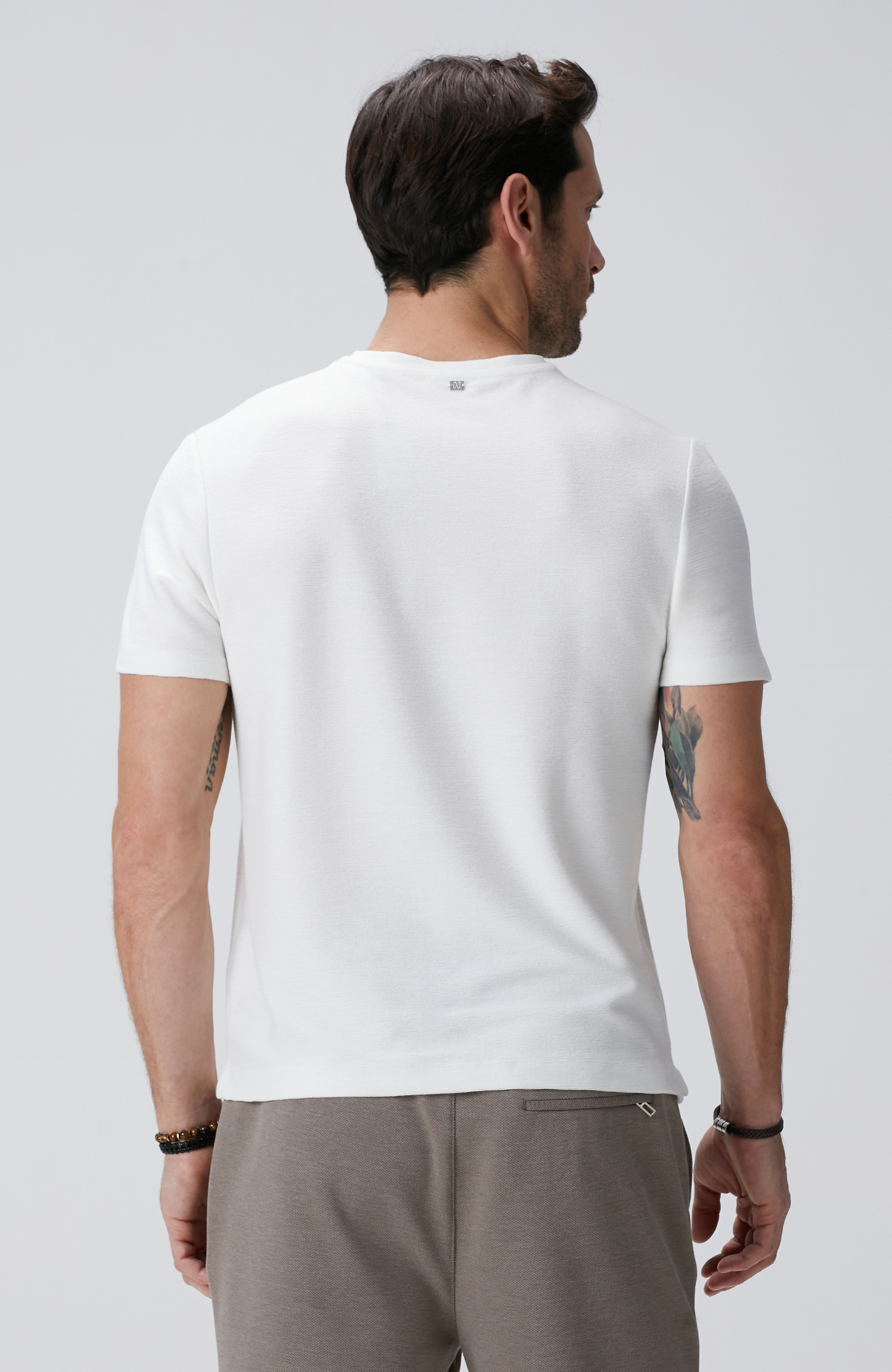 Kırık Beyaz T-shirt