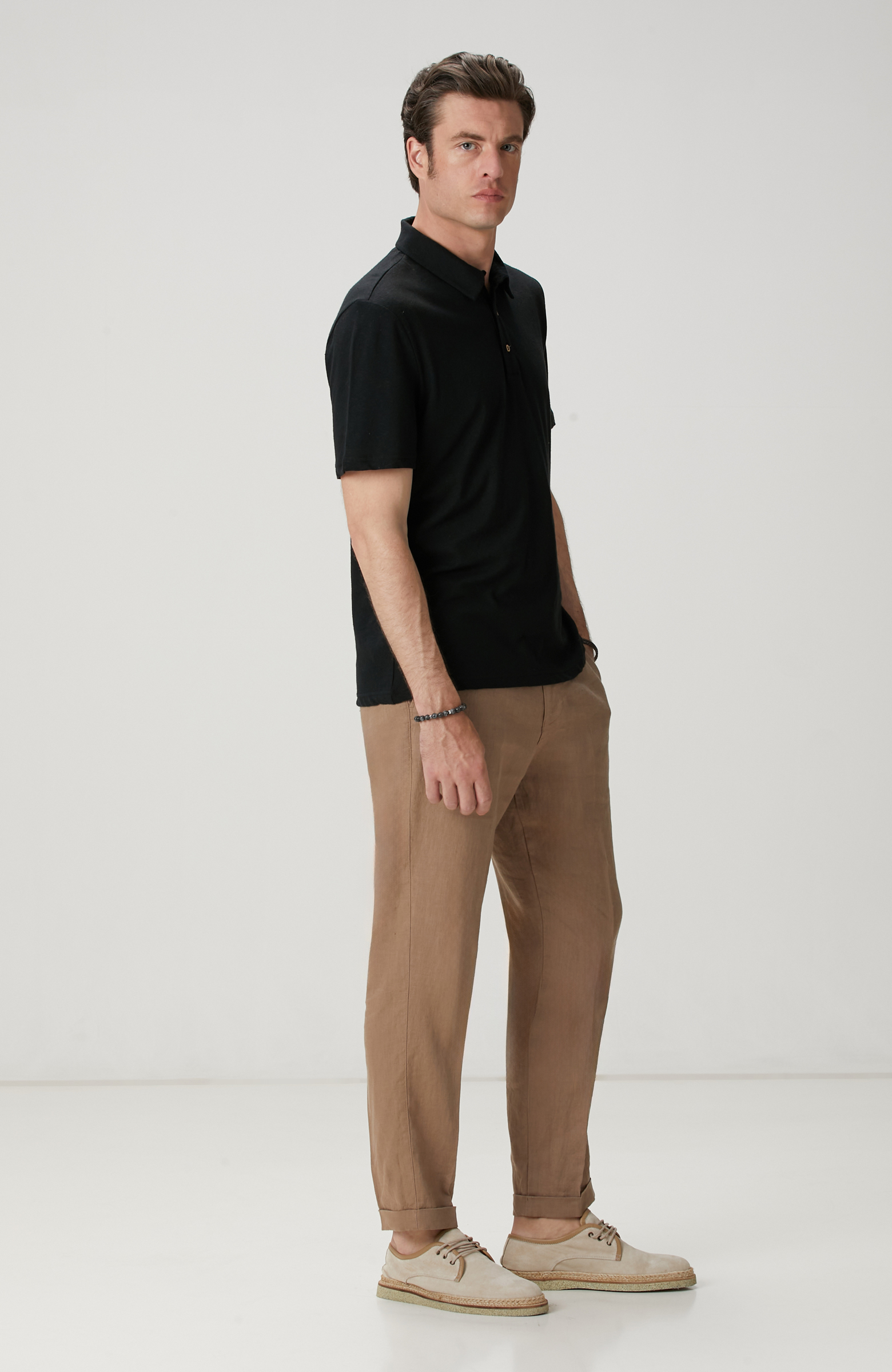 Siyah Keten Karışımlı T-shirt