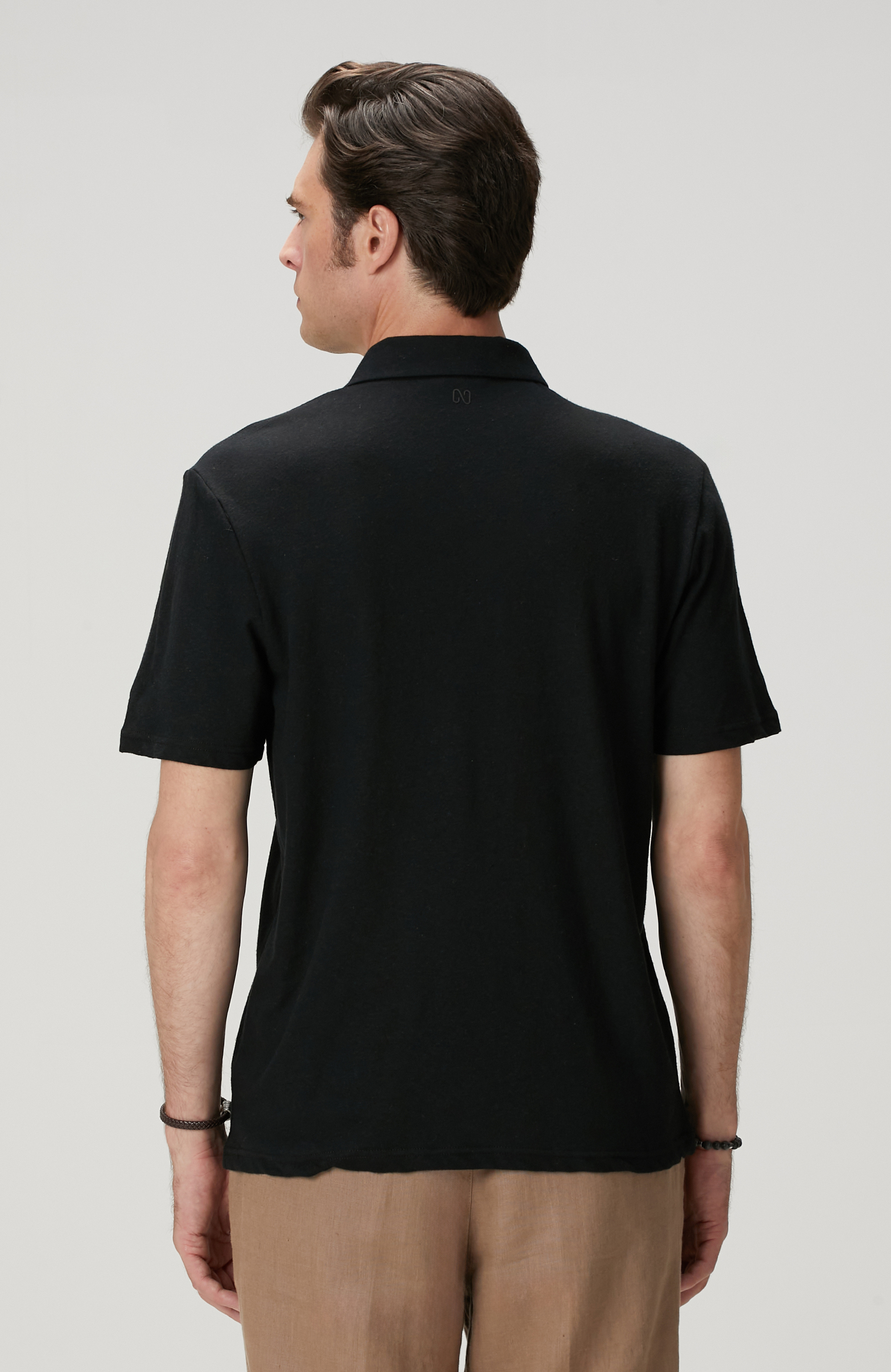 Siyah Keten Karışımlı T-shirt