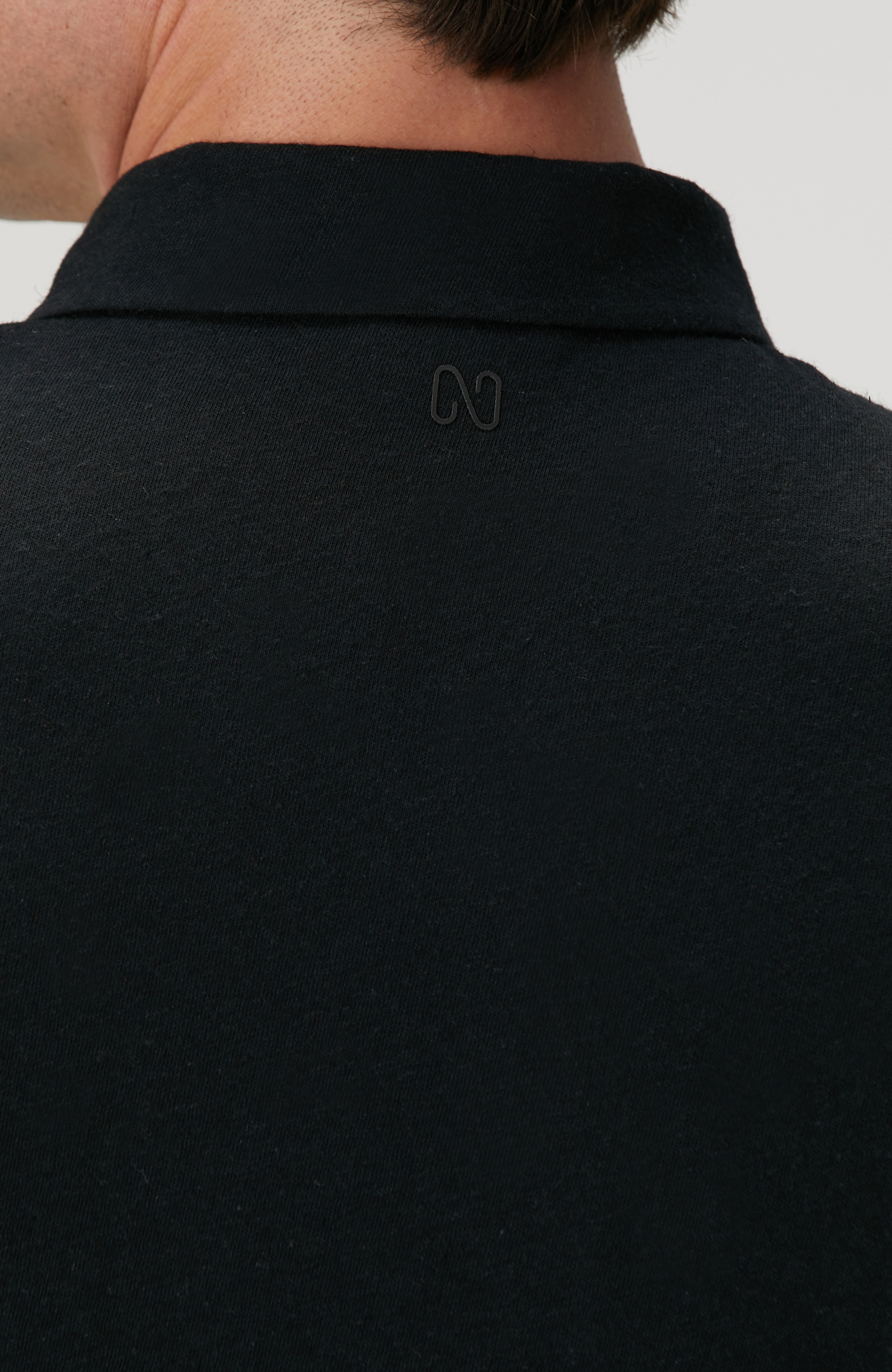 Siyah Keten Karışımlı T-shirt