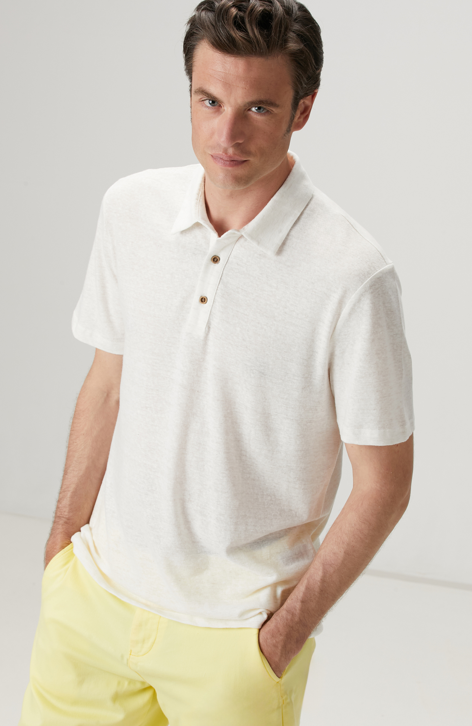 Kırık Beyaz Keten Karışımlı T-shirt