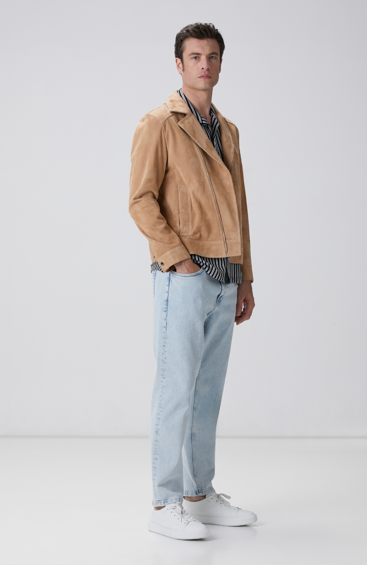 Lacivert Beyaz Gömlek