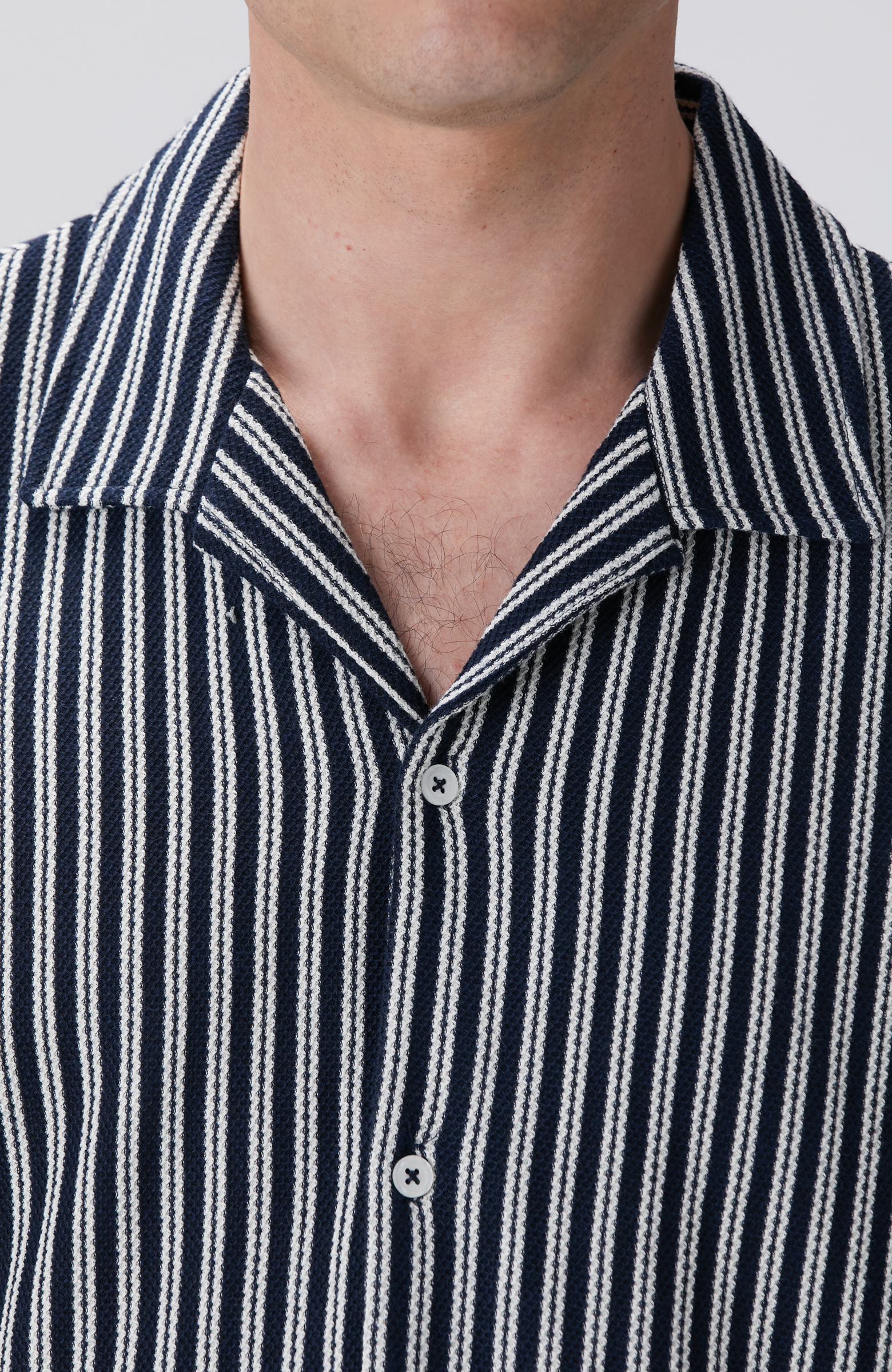 Lacivert Beyaz Gömlek