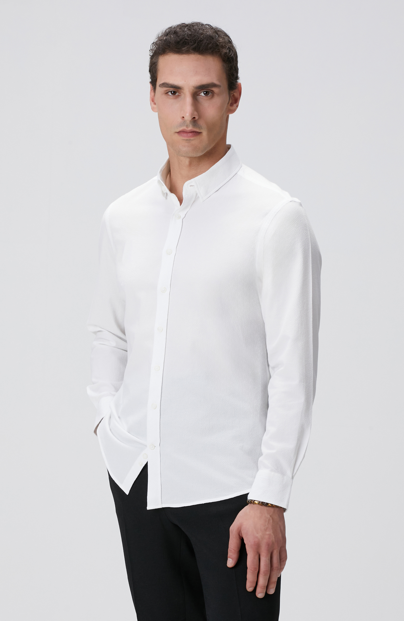 Beyaz Gofre Desenli Gömlek