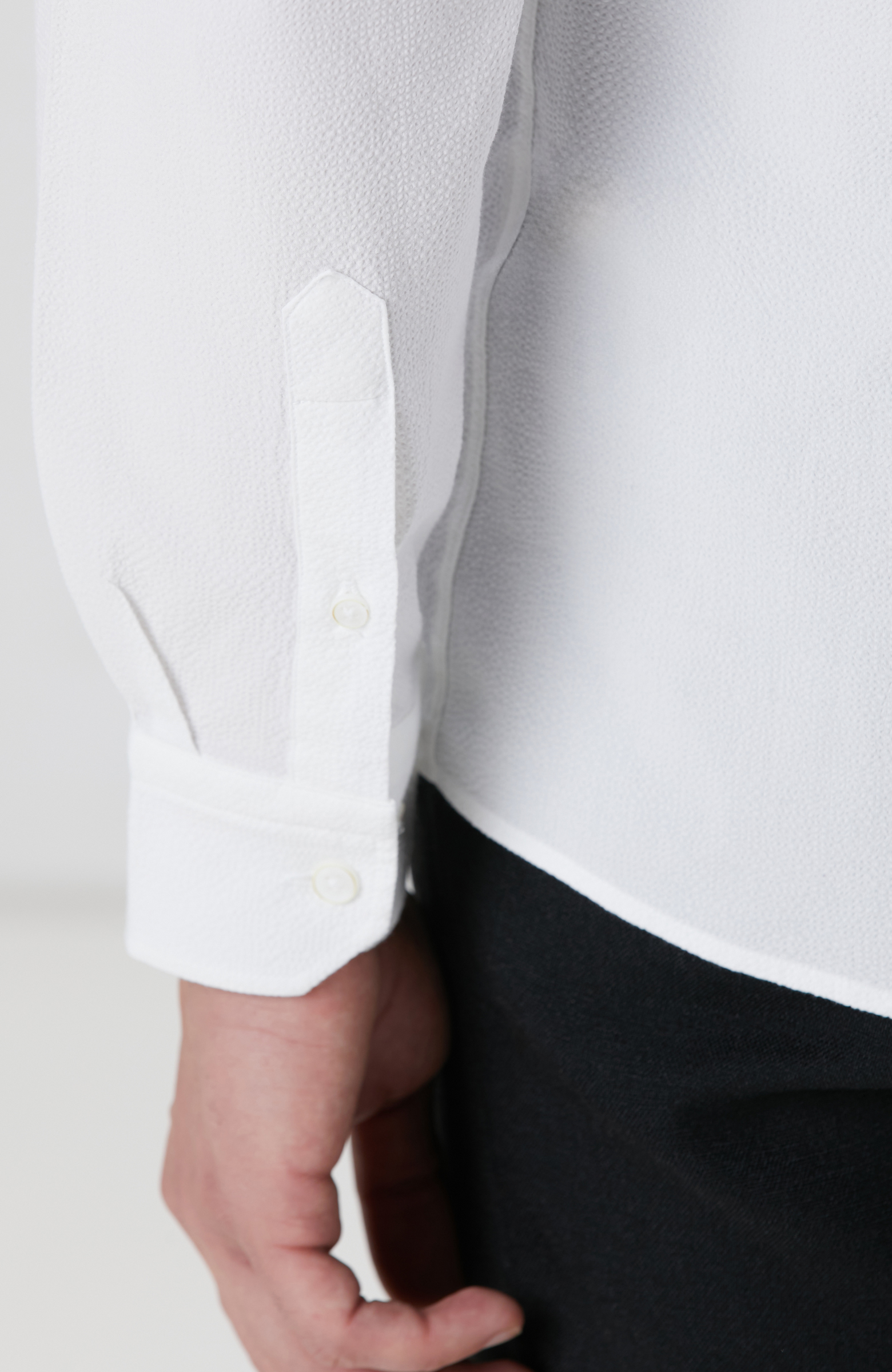 Beyaz Gofre Desenli Gömlek