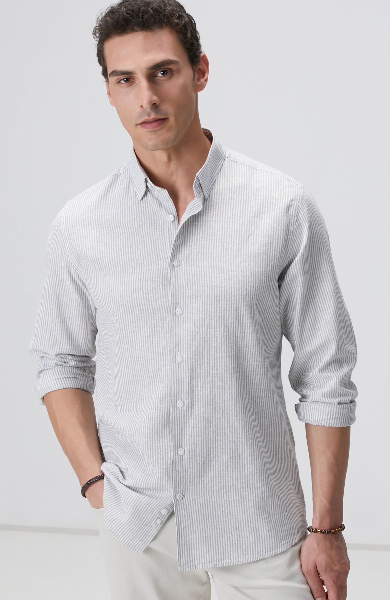 Gri Beyaz Çizgili Keten Karışımlı Gömlek