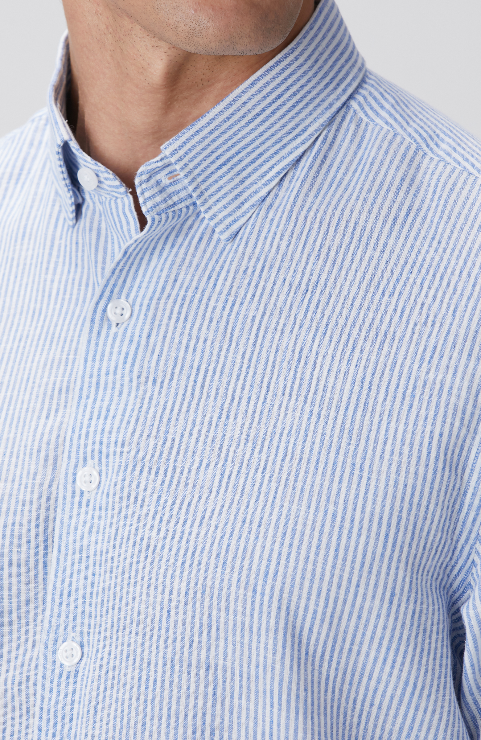 Mavi Beyaz Çizgili Keten Karışımlı Gömlek